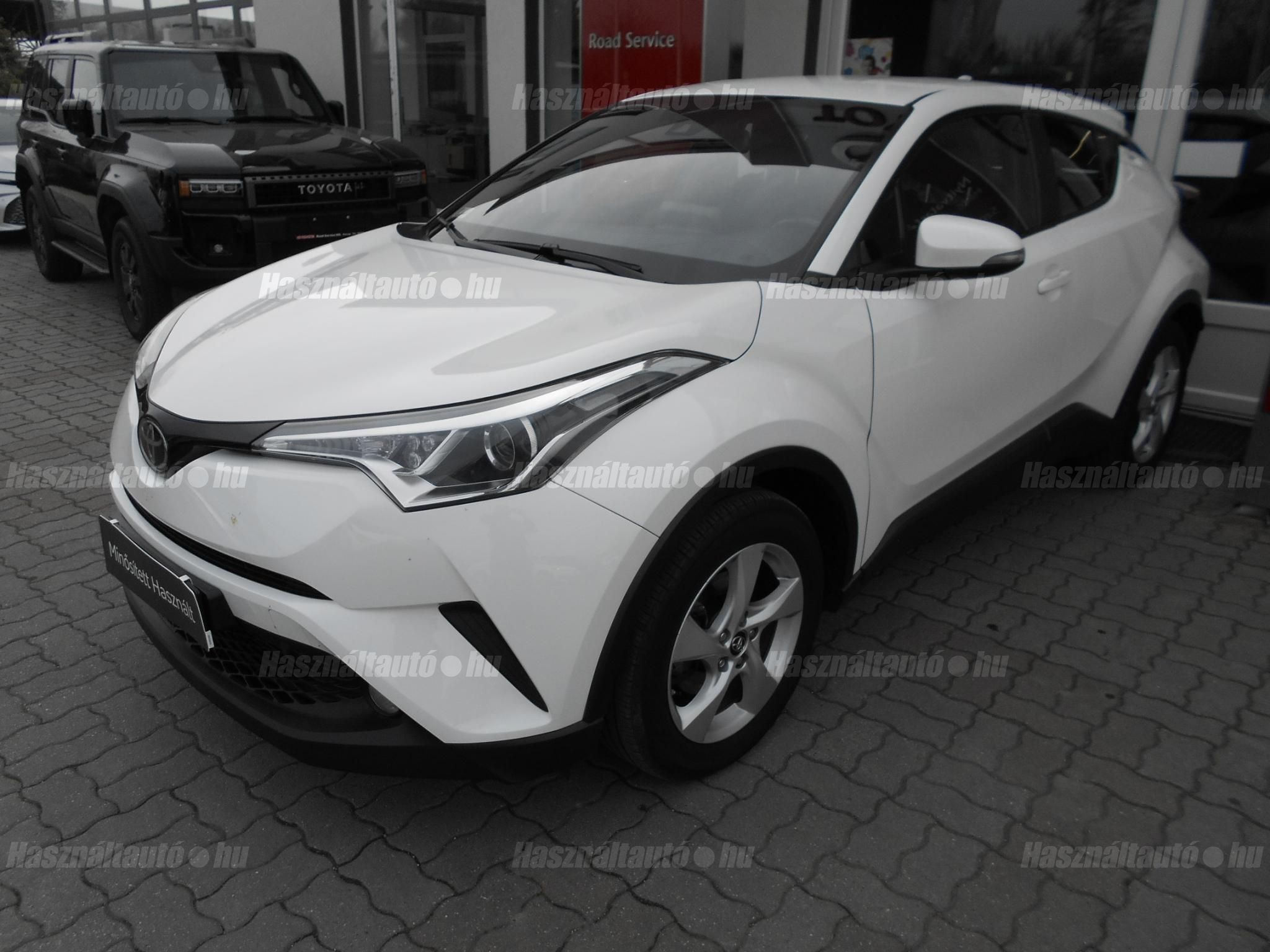 TOYOTA C-HR 1.2T Active (ülésfűtéssel)