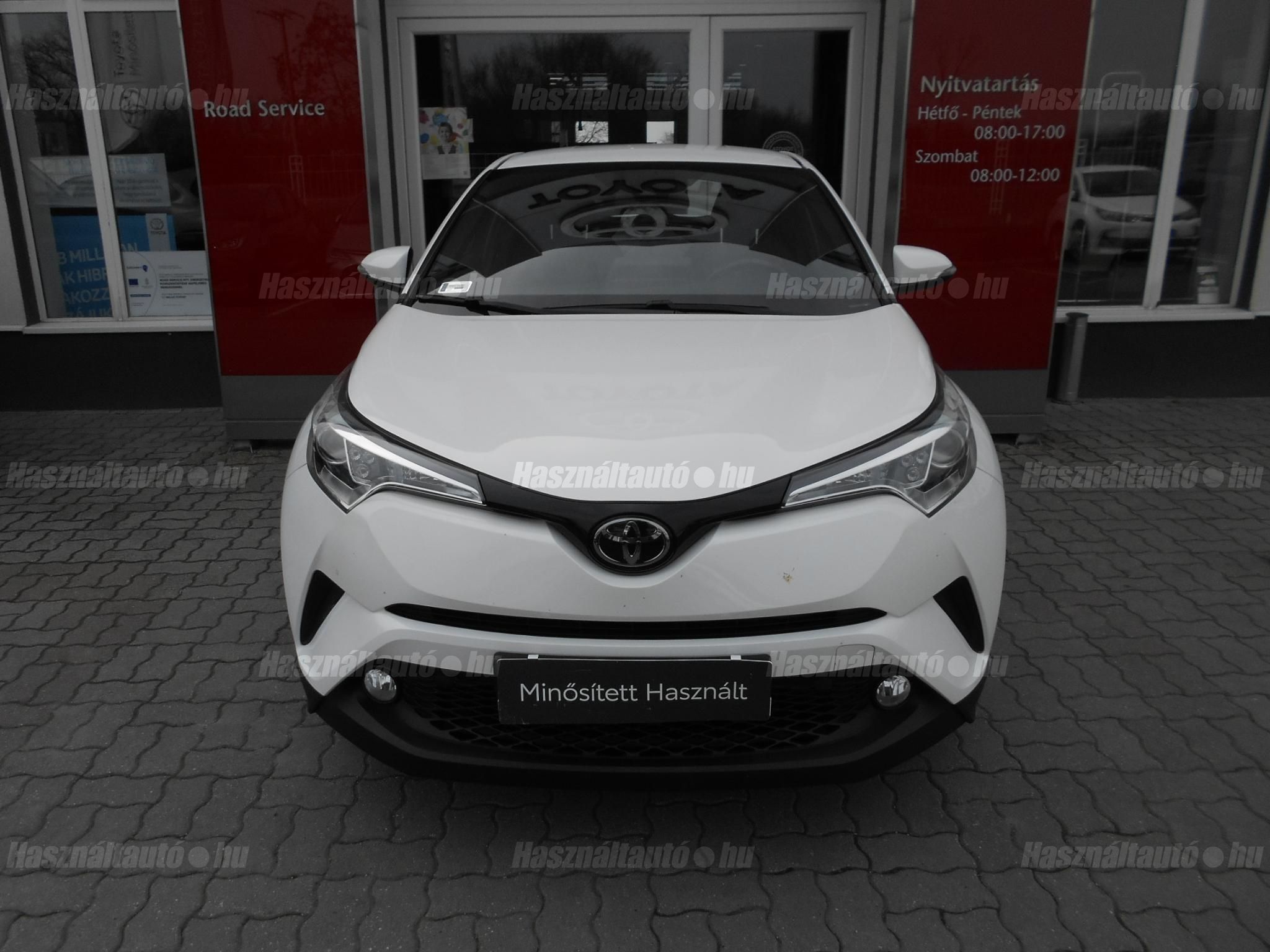 TOYOTA C-HR 1.2T Active (ülésfűtéssel)