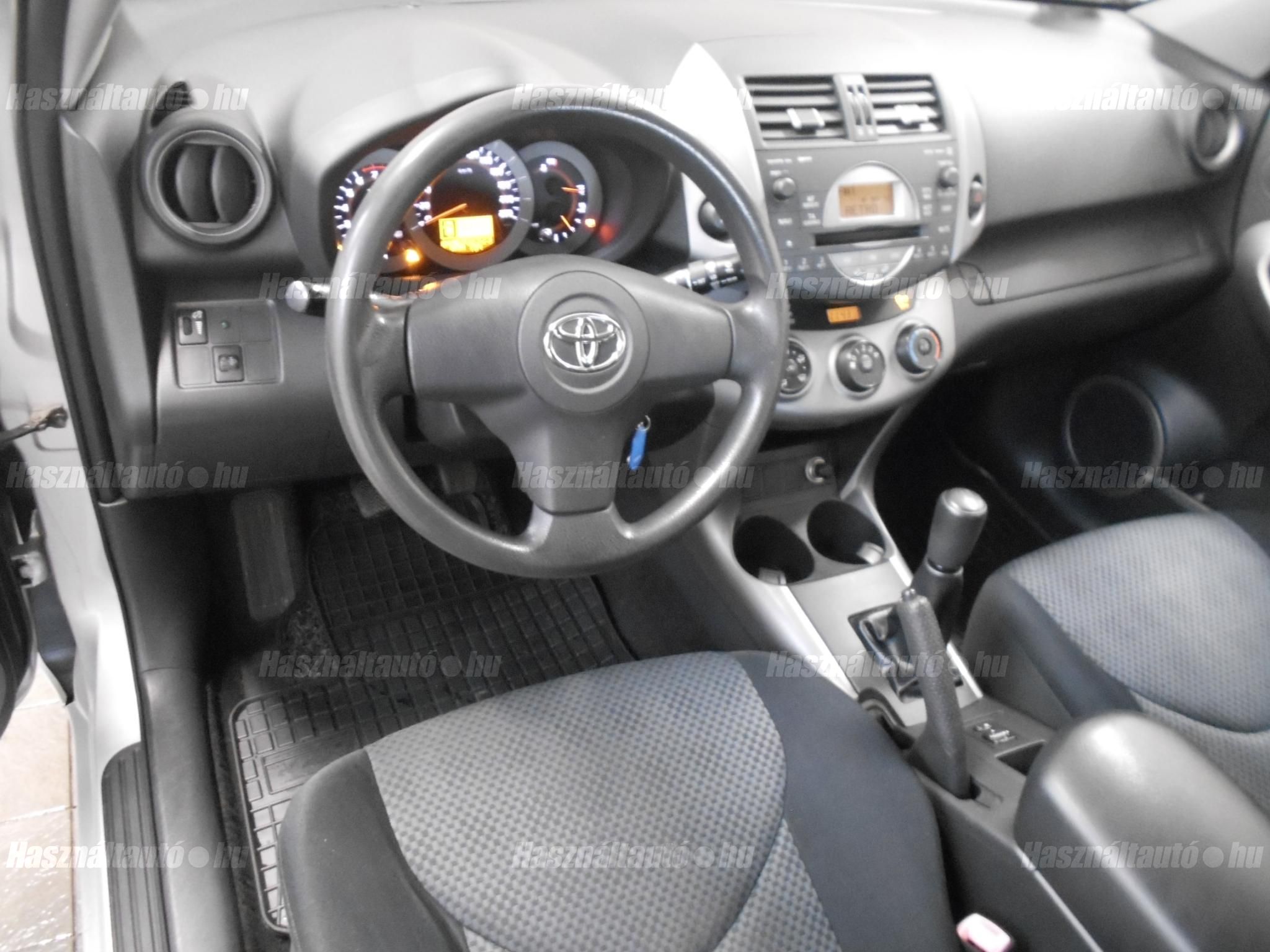 TOYOTA RAV 4 Rav4 2.0 4x4