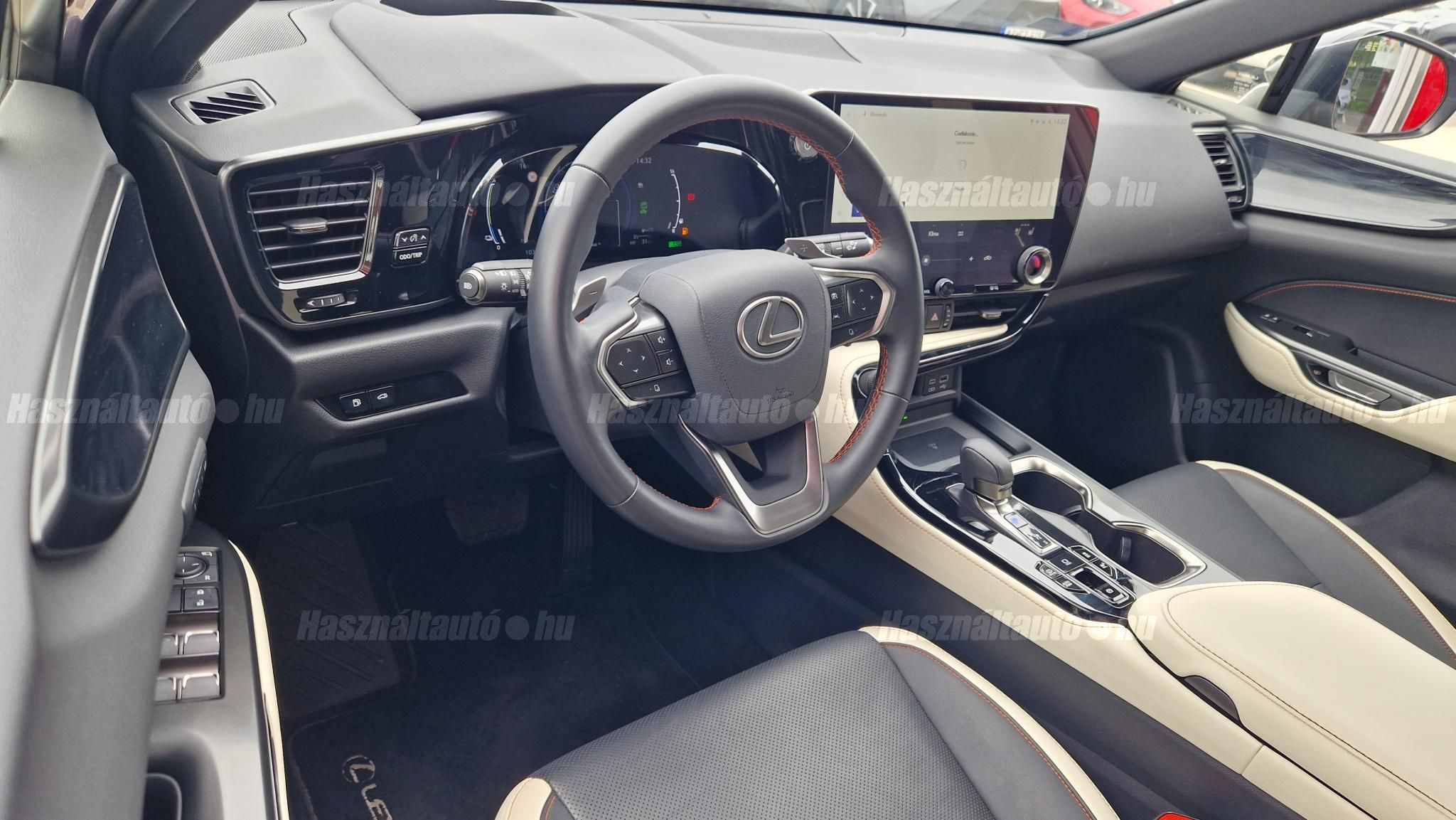LEXUS NX 450h+ Prestige Top CVT