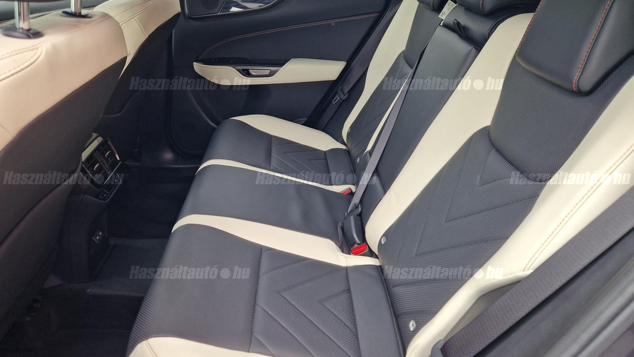 LEXUS NX 450h+ Prestige Top CVT