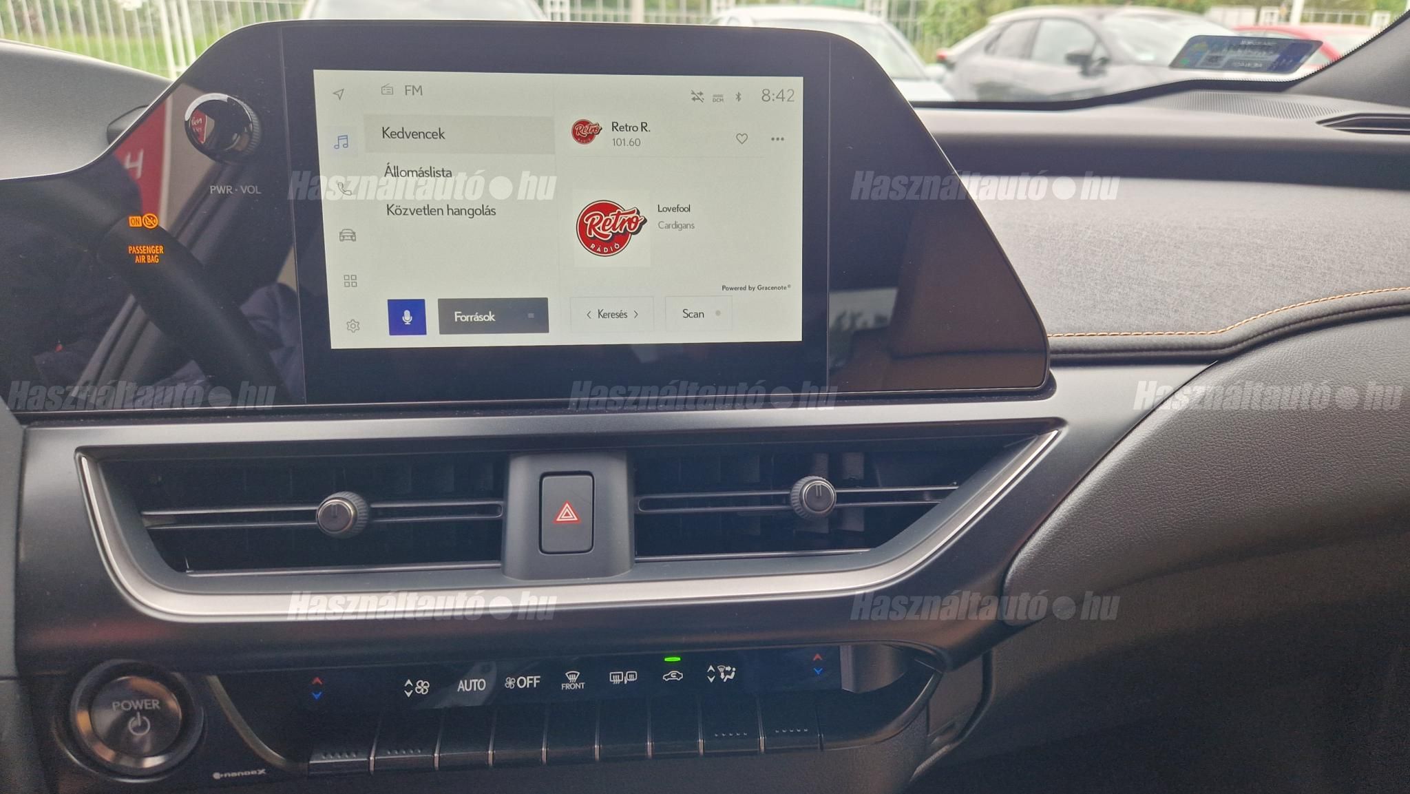 LEXUS UX 300h Elegance e-CVT