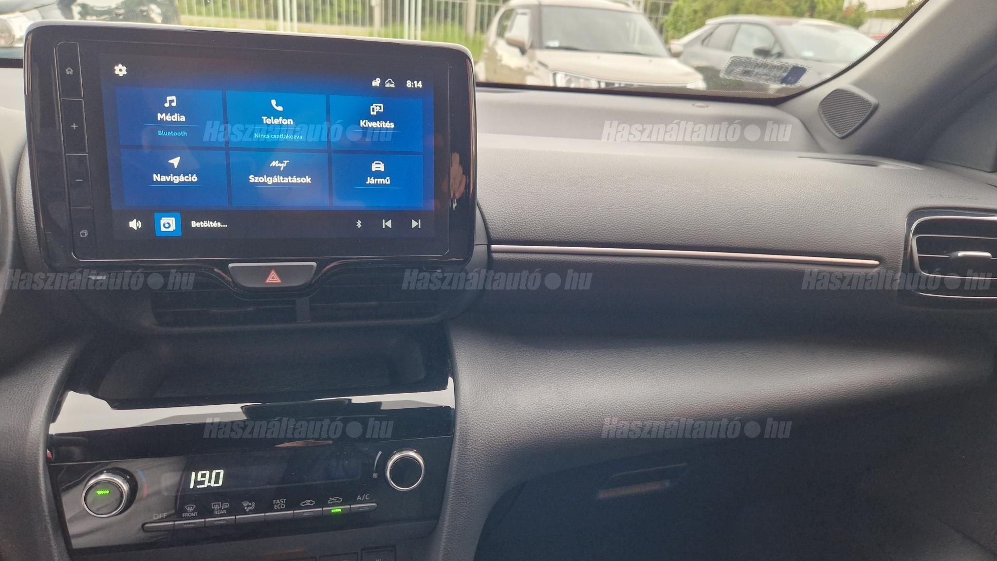 TOYOTA YARIS CROSS 1.5 Hybrid Comfort Style Tech AWD e-CVT