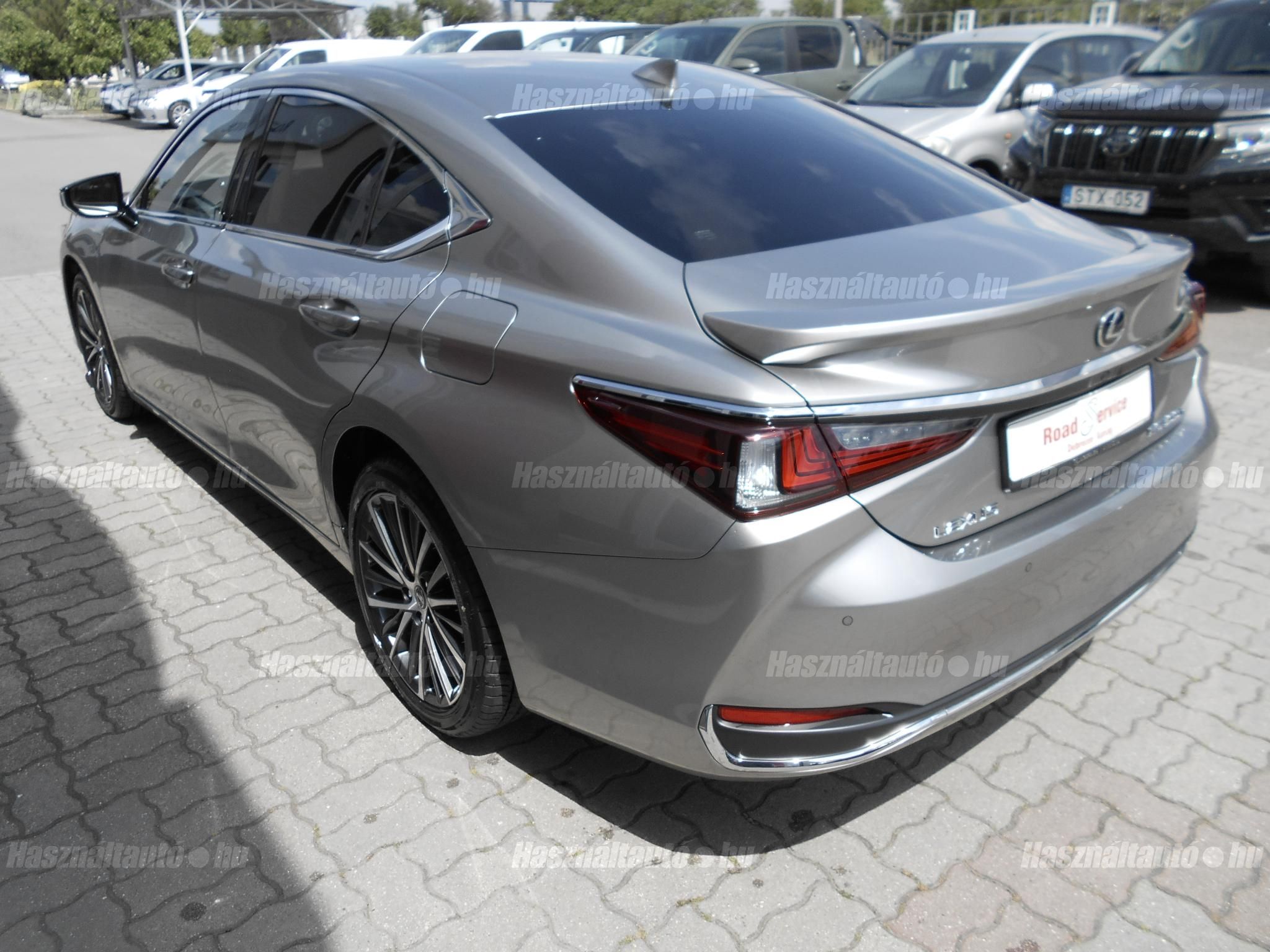 LEXUS ES 300h Business Edition Tech CVT