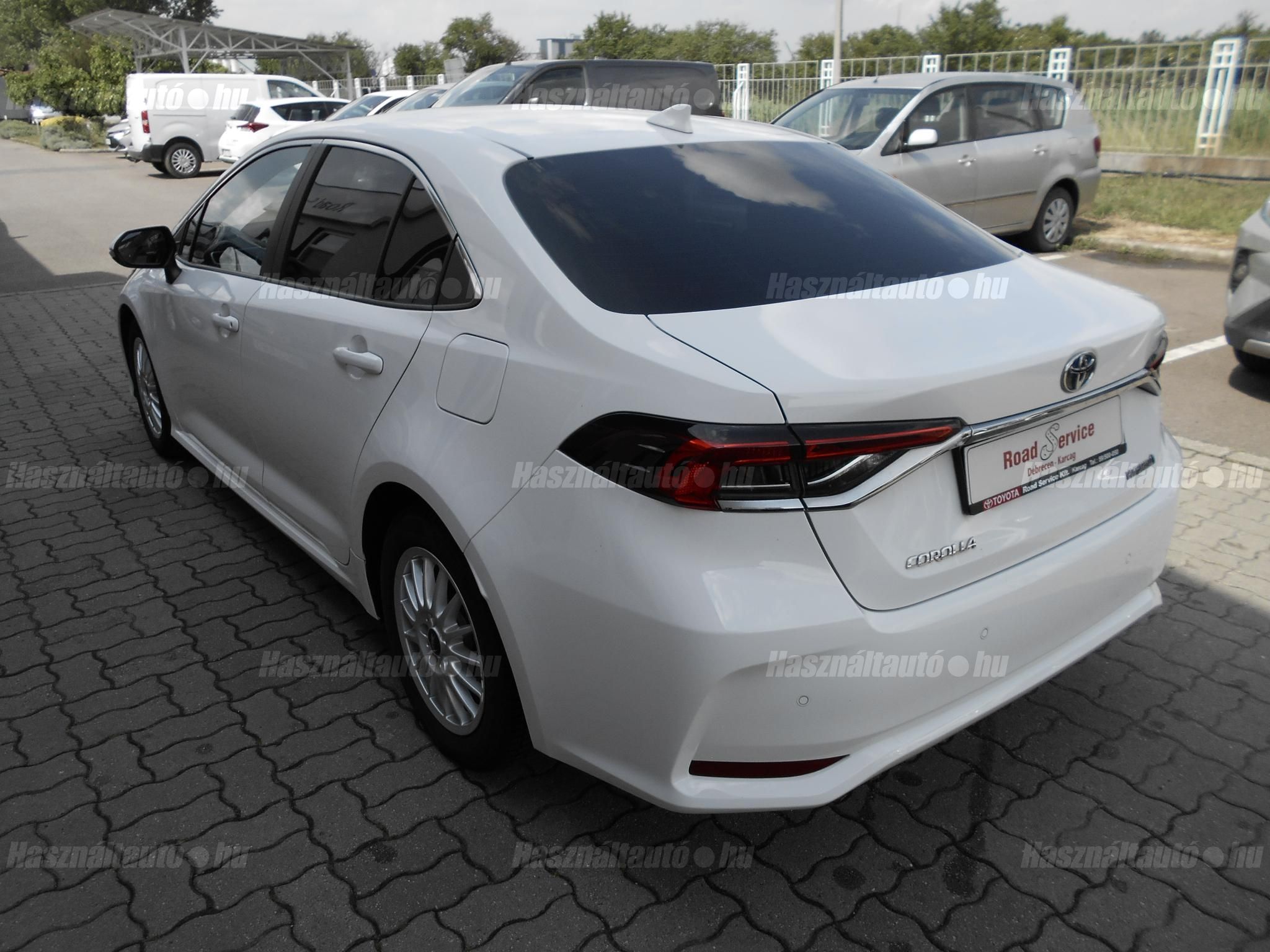 TOYOTA COROLLA 1.8 Hybrid Comfort Business e-CVT