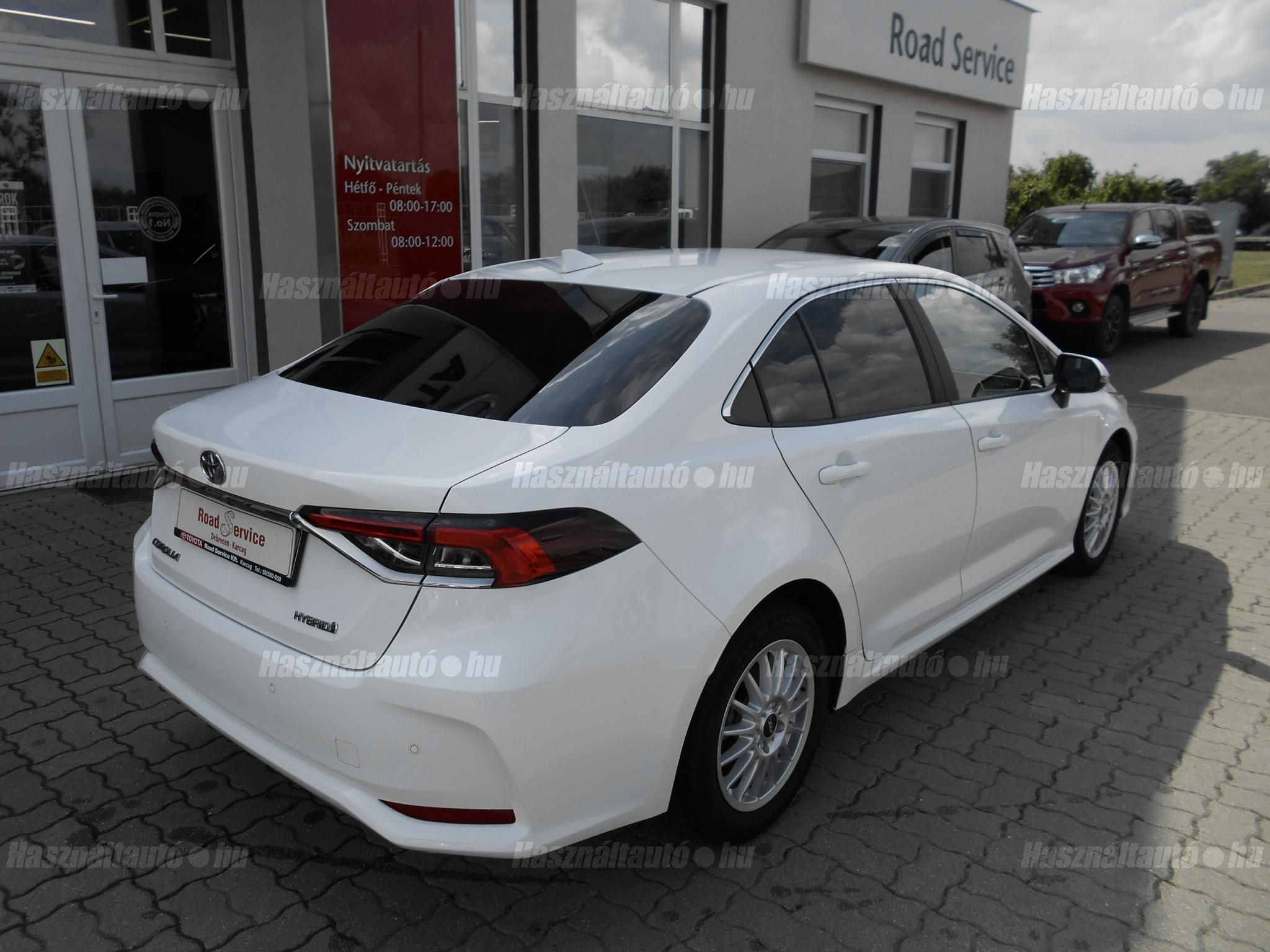 TOYOTA COROLLA 1.8 Hybrid Comfort Business e-CVT