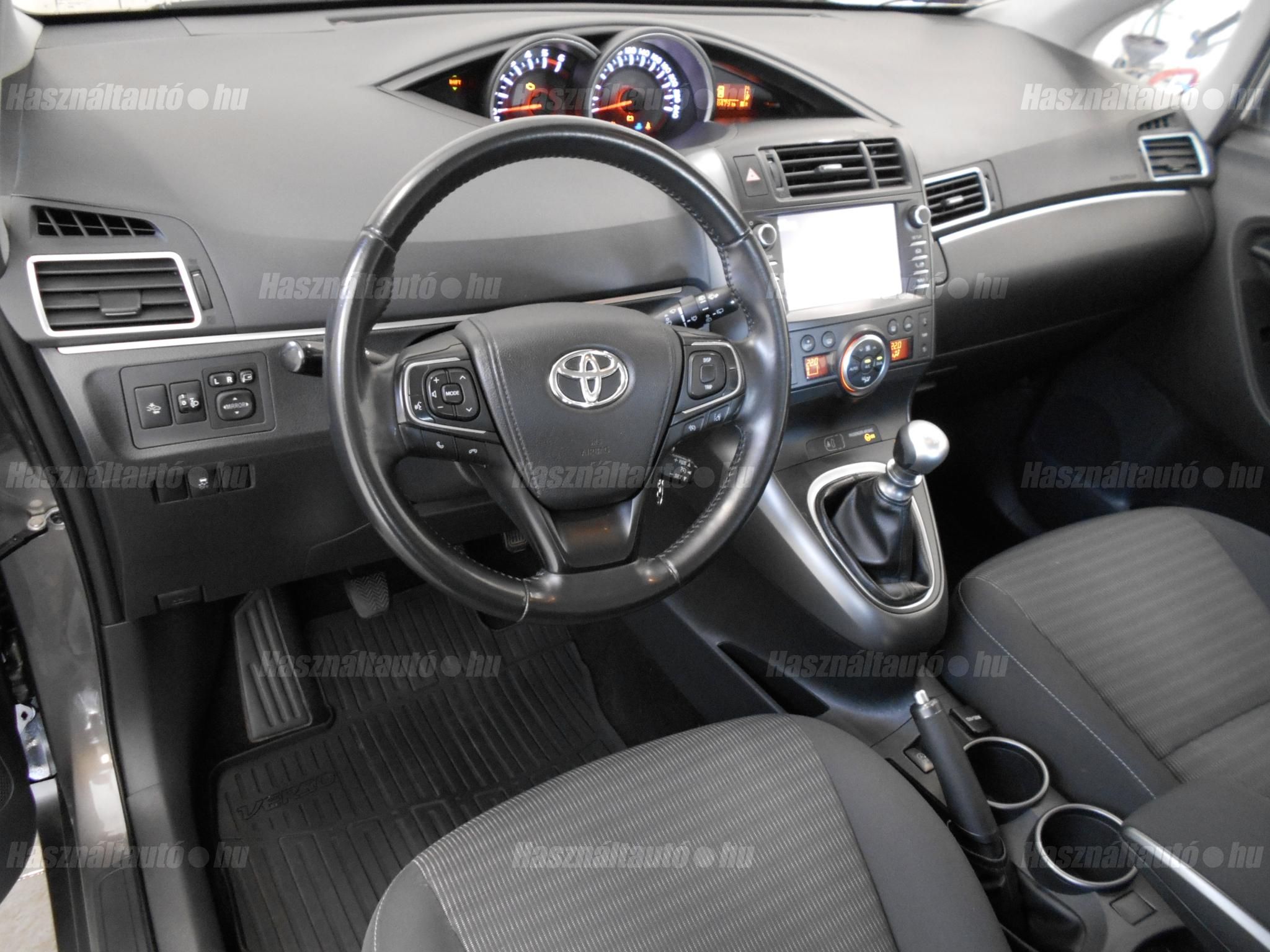 TOYOTA VERSO 1.6 D-4D Active TSS