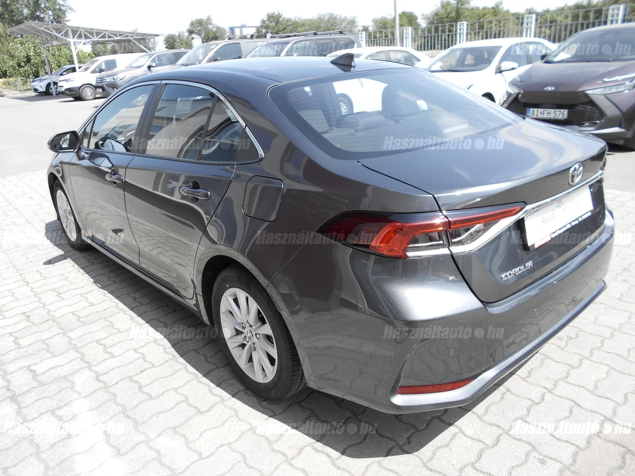 TOYOTA COROLLA Sedan 1.5 Comfort Tech CVT