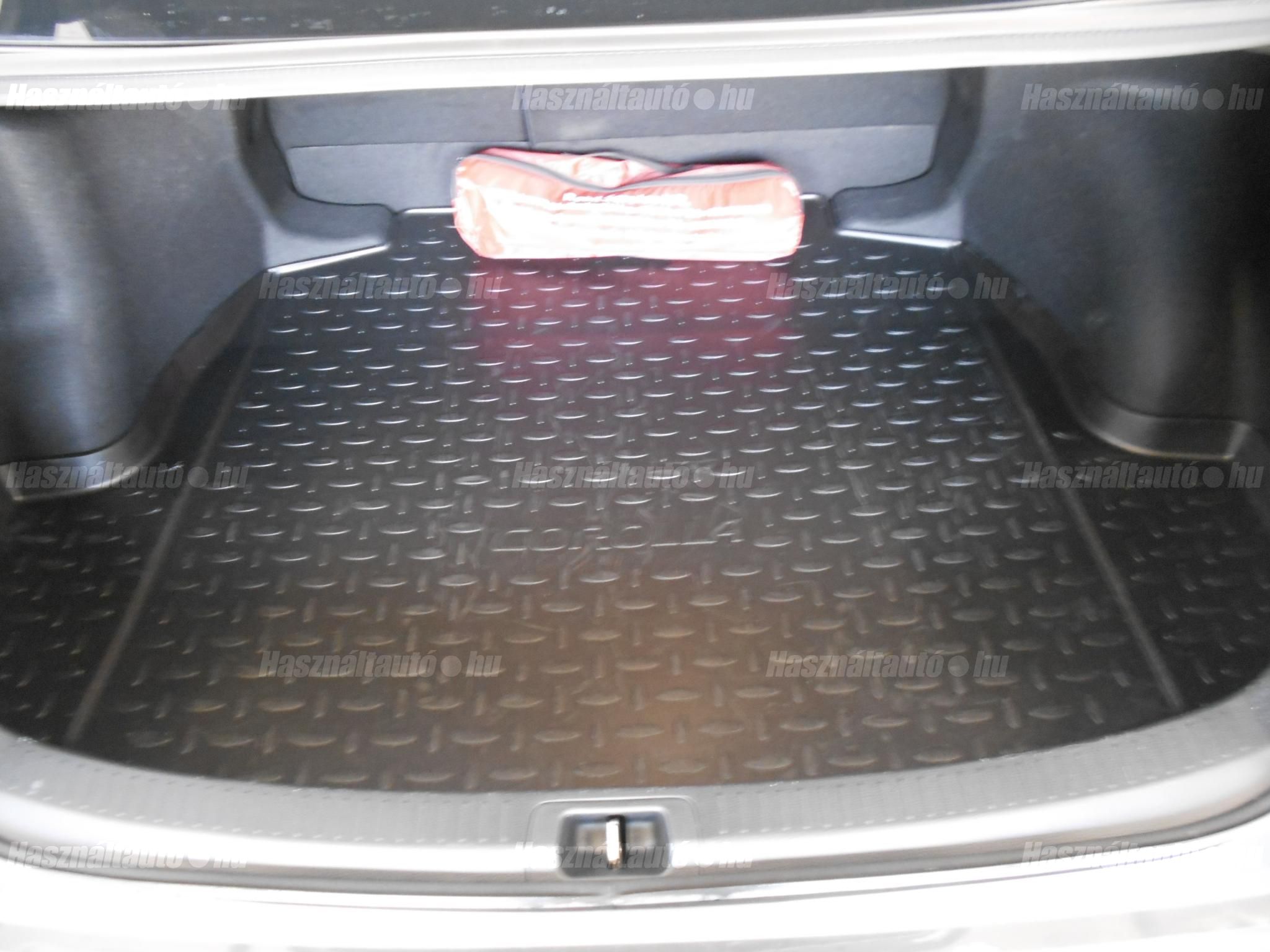 TOYOTA COROLLA Sedan 1.5 Comfort Tech CVT