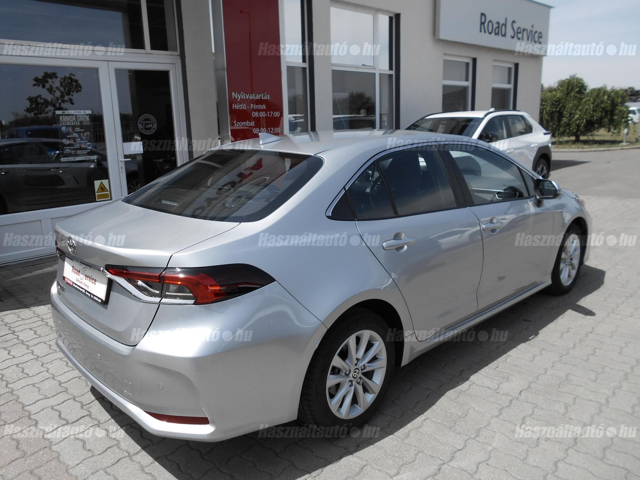 TOYOTA COROLLA Sedan 1.5 Comfort Tech CVT