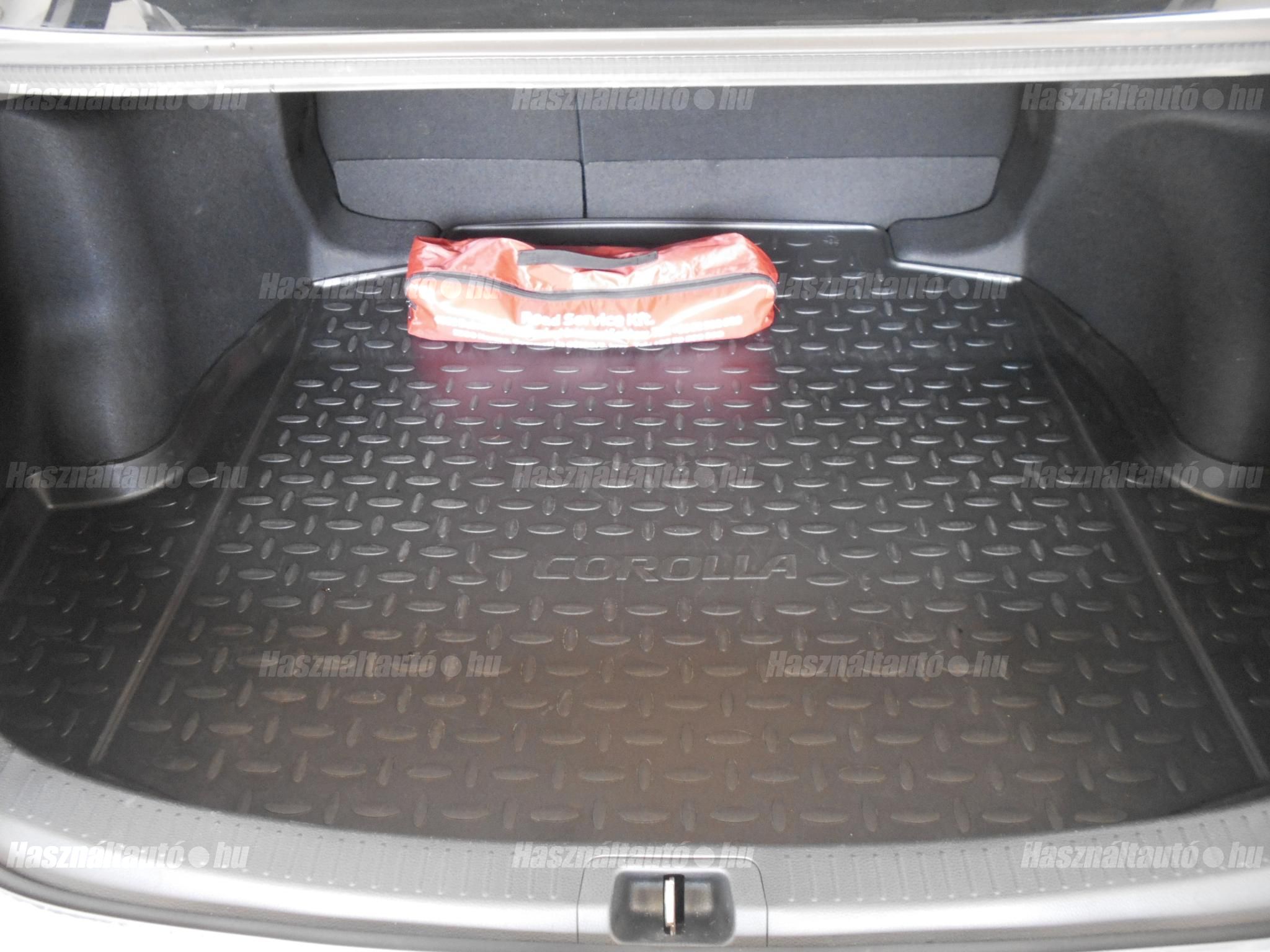 TOYOTA COROLLA Sedan 1.5 Comfort Tech CVT