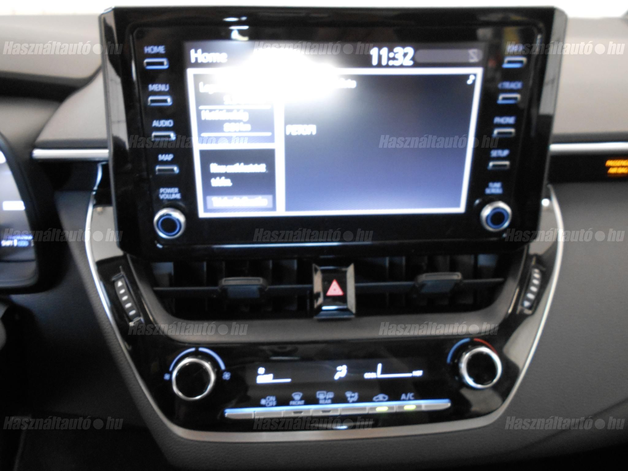 TOYOTA COROLLA Sedan 1.5 Active