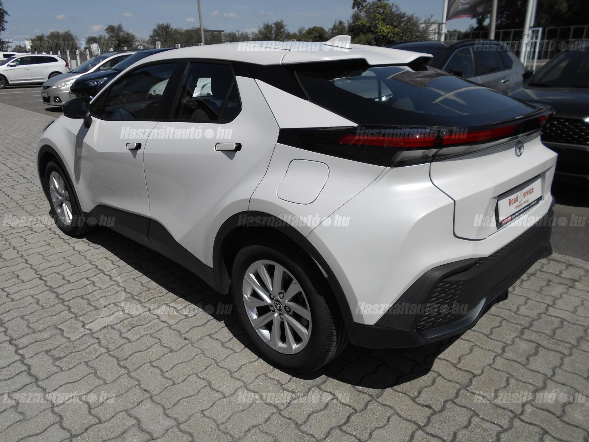 TOYOTA C-HR 1.8 Hybrid Comfort Business e-CVT ÁFÁ-s!