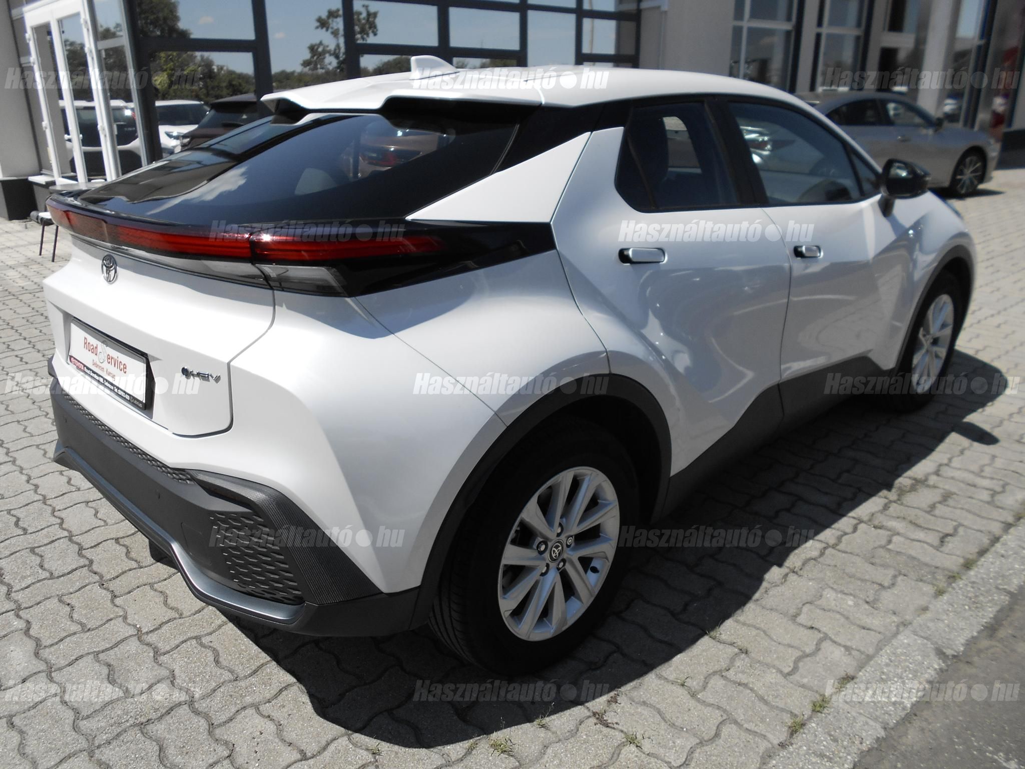 TOYOTA C-HR 1.8 Hybrid Comfort Business e-CVT ÁFÁ-s!