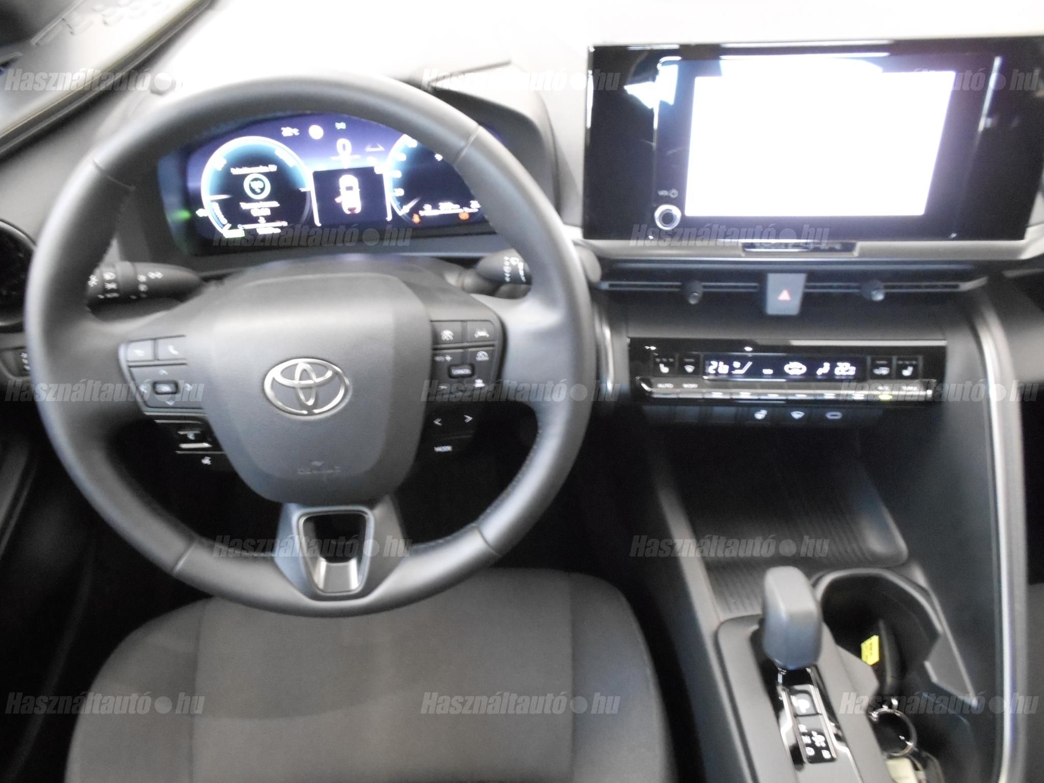 TOYOTA C-HR 1.8 Hybrid Comfort Business e-CVT ÁFÁ-s!