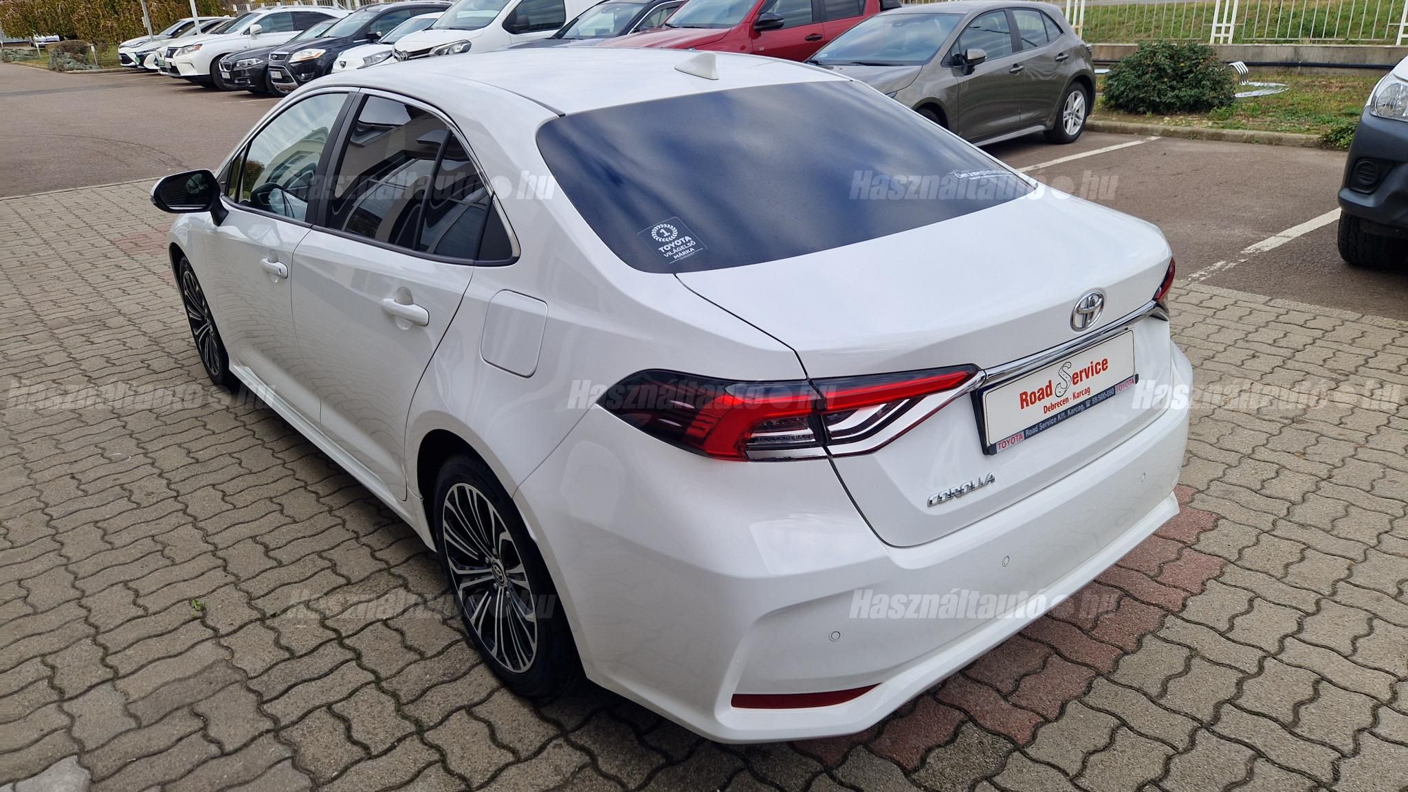 TOYOTA COROLLA Sedan 1.5 Comfort Style Tech