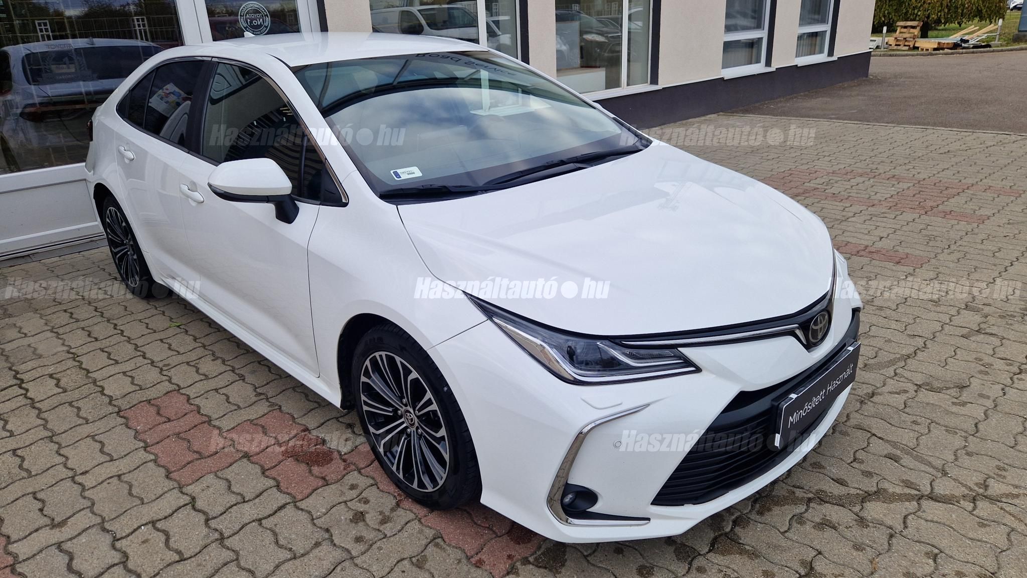 TOYOTA COROLLA Sedan 1.5 Comfort Style Tech