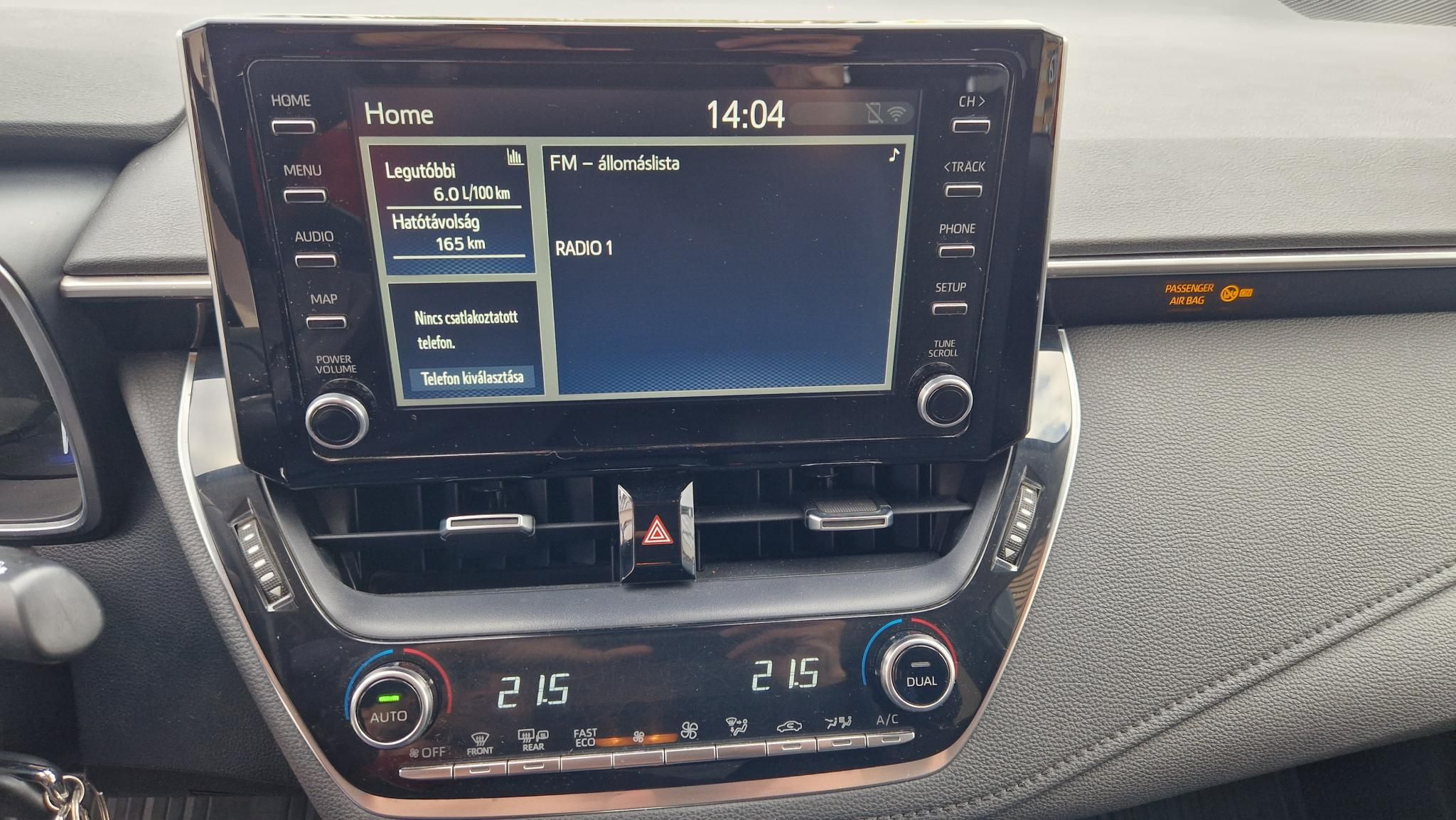 TOYOTA COROLLA Sedan 1.5 Comfort Style Tech