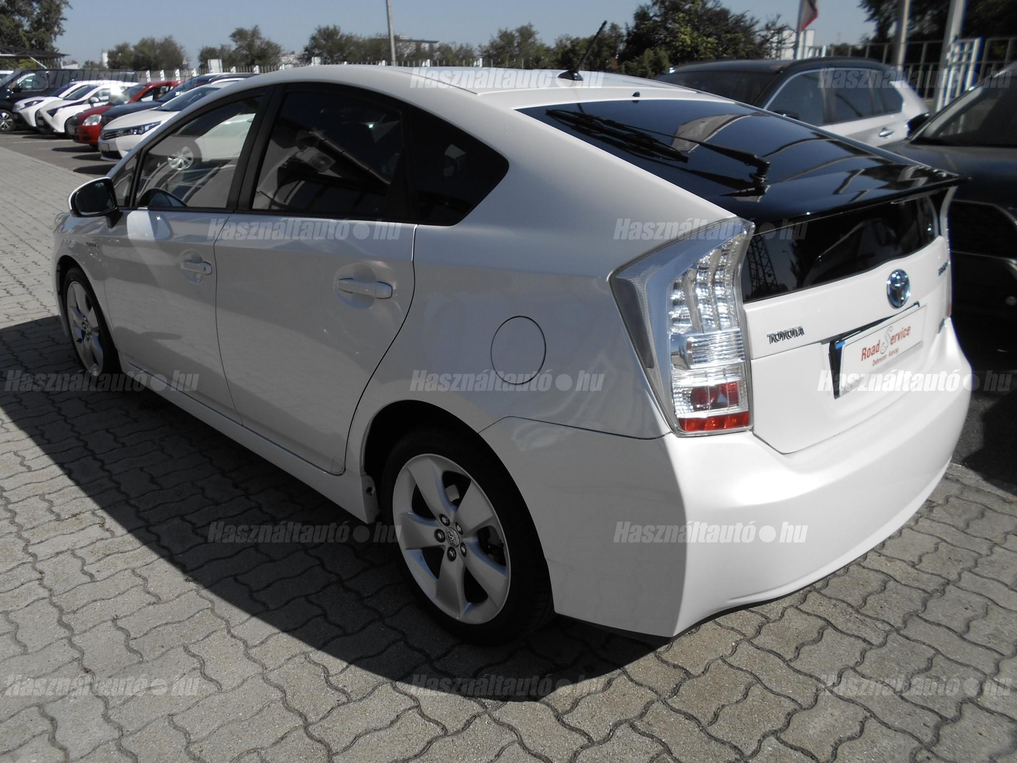 TOYOTA PRIUS 1.8 HSD Sol NAVI (Automata)