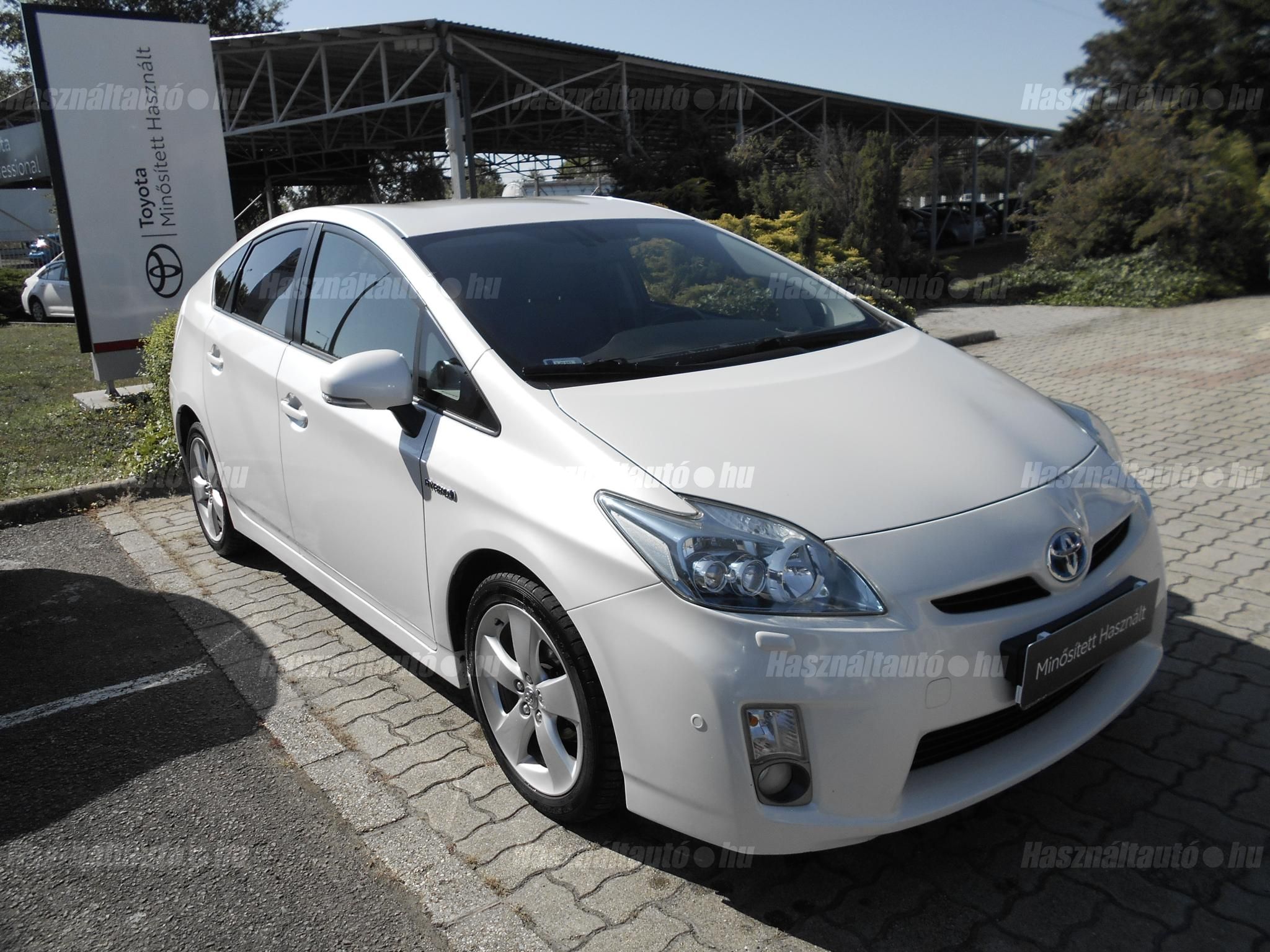 TOYOTA PRIUS 1.8 HSD Sol NAVI (Automata)