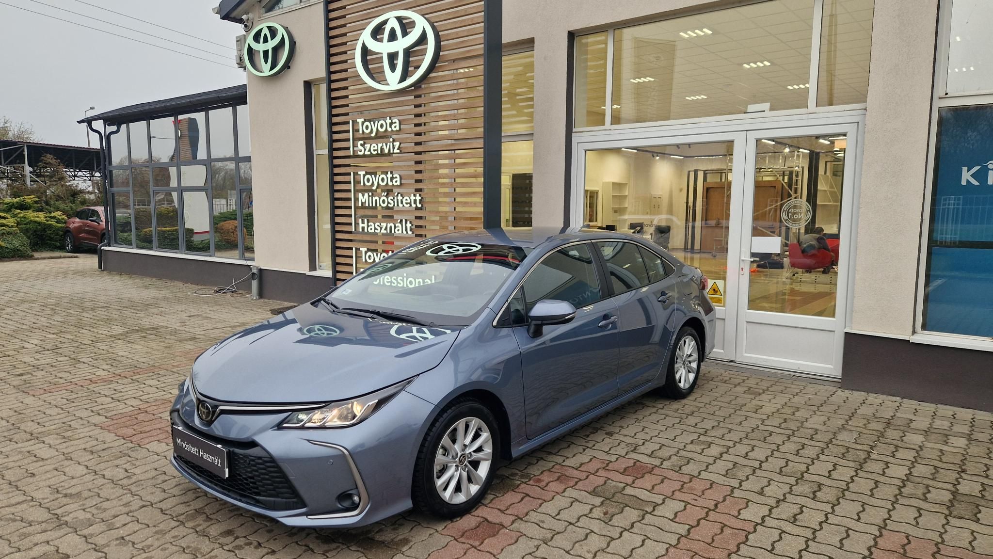 TOYOTA COROLLA Sedan 1.5 Comfort Tech CVT