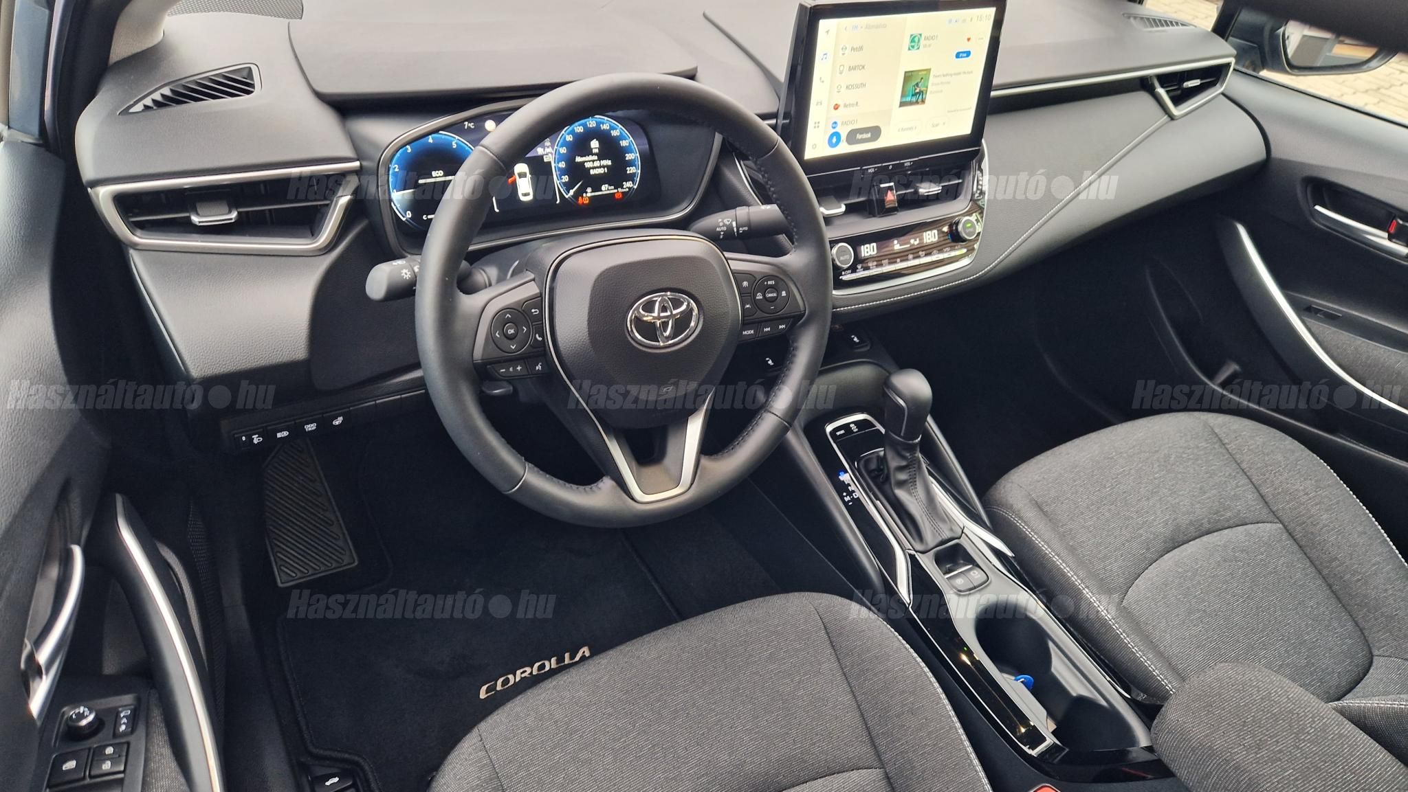 TOYOTA COROLLA Sedan 1.5 Comfort Tech CVT