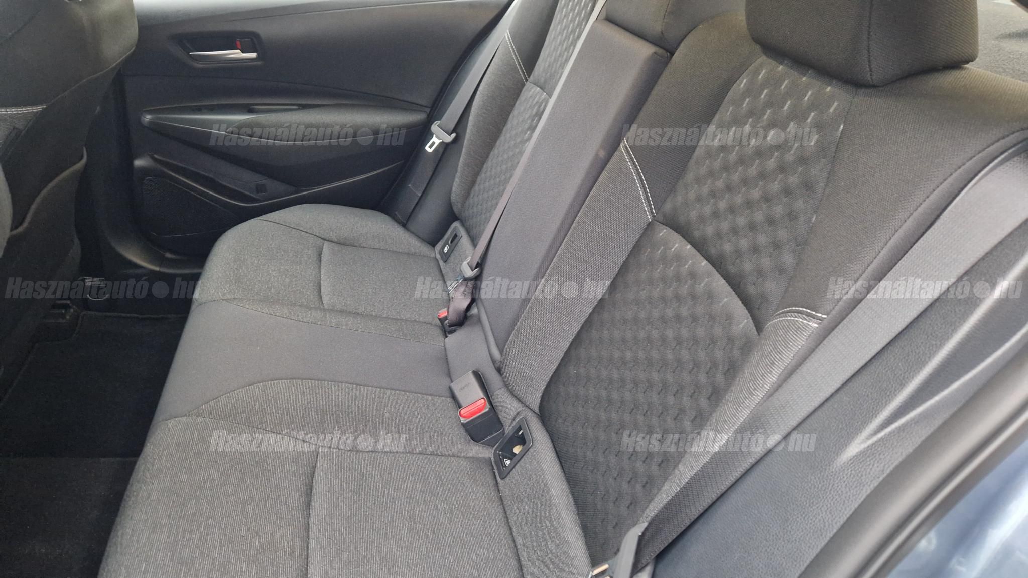 TOYOTA COROLLA Sedan 1.5 Comfort Tech CVT