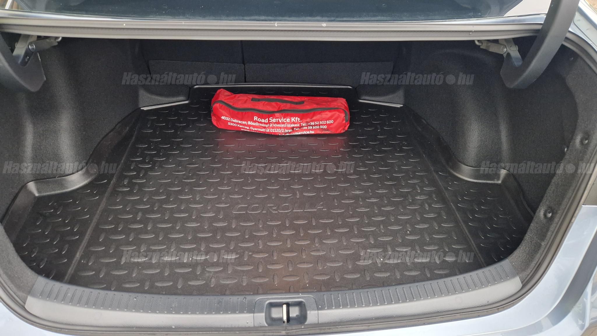 TOYOTA COROLLA Sedan 1.5 Comfort Tech CVT