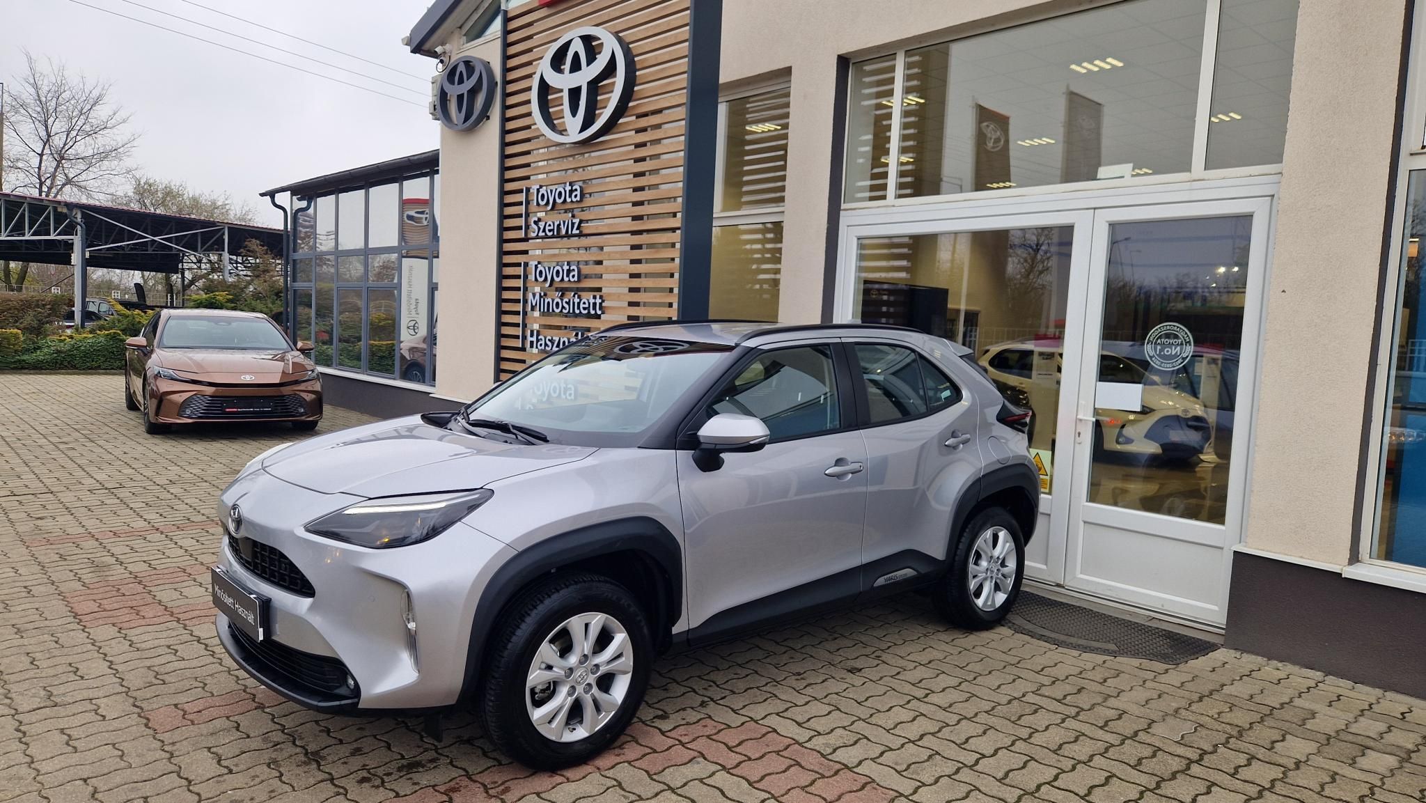 TOYOTA YARIS CROSS 1.5 Hybrid Comfort Business e-CVT