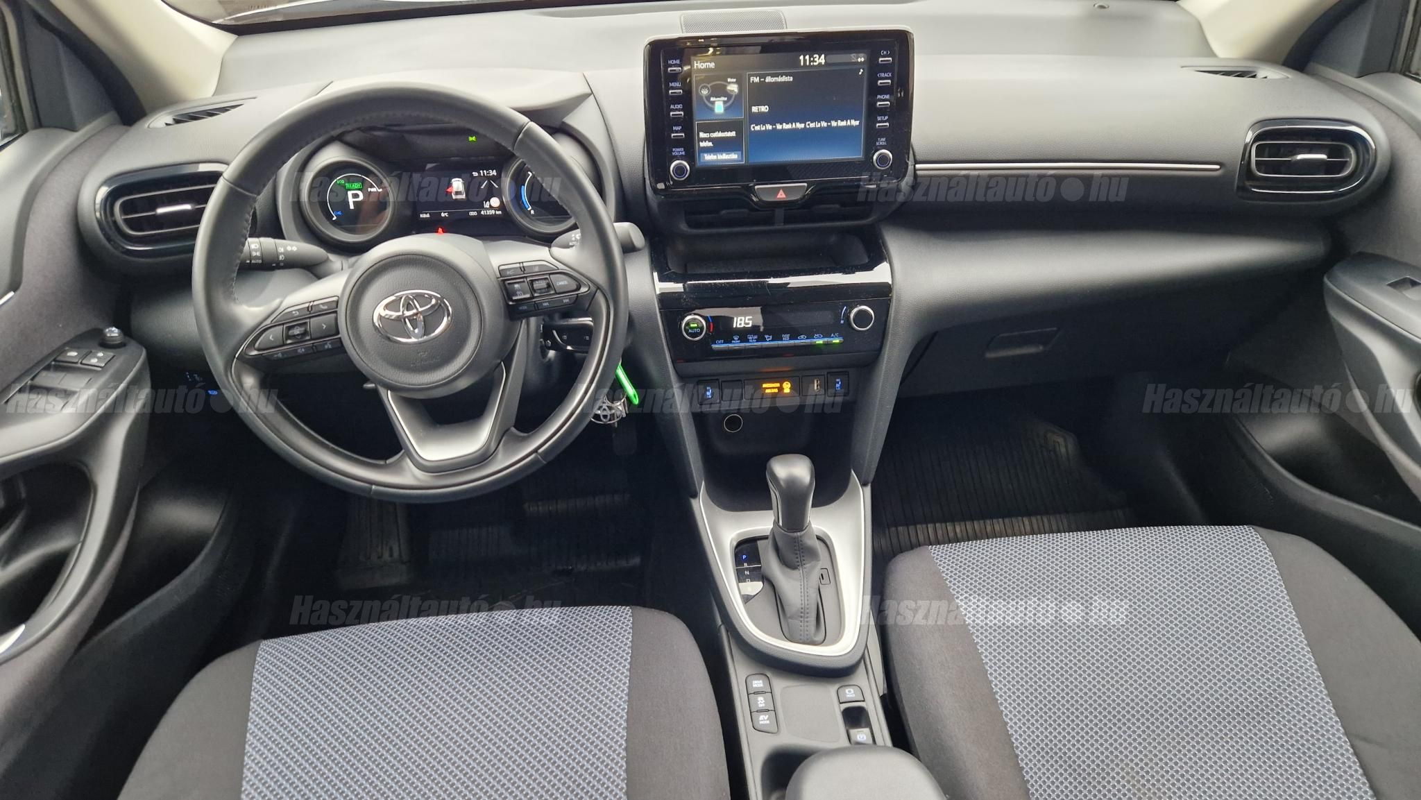 TOYOTA YARIS CROSS 1.5 Hybrid Comfort Business e-CVT