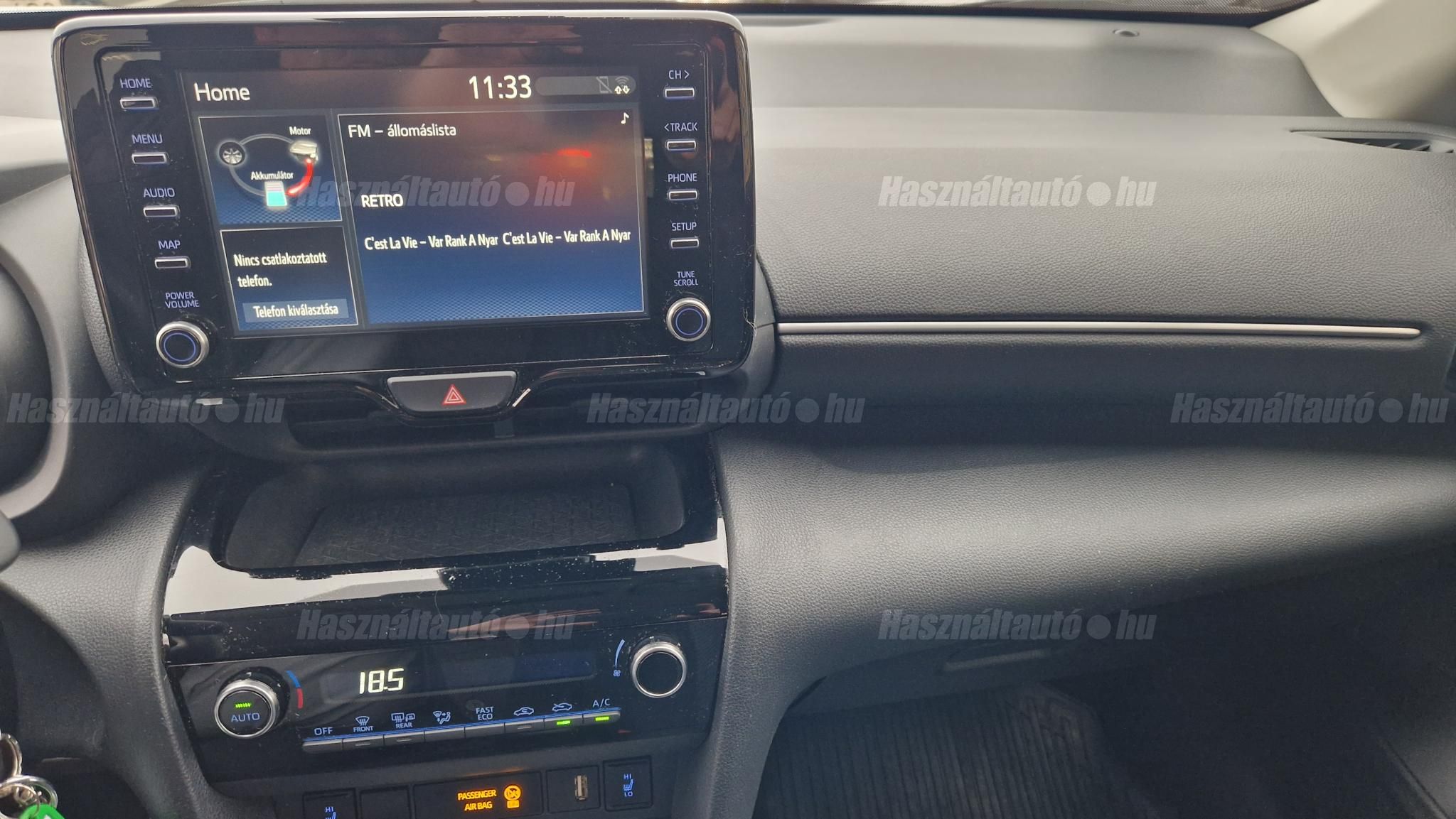 TOYOTA YARIS CROSS 1.5 Hybrid Comfort Business e-CVT