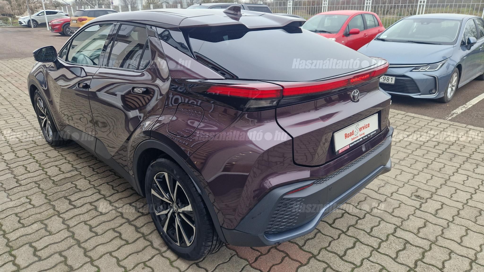 TOYOTA C-HR 1.8 Hybrid Style e-CVT