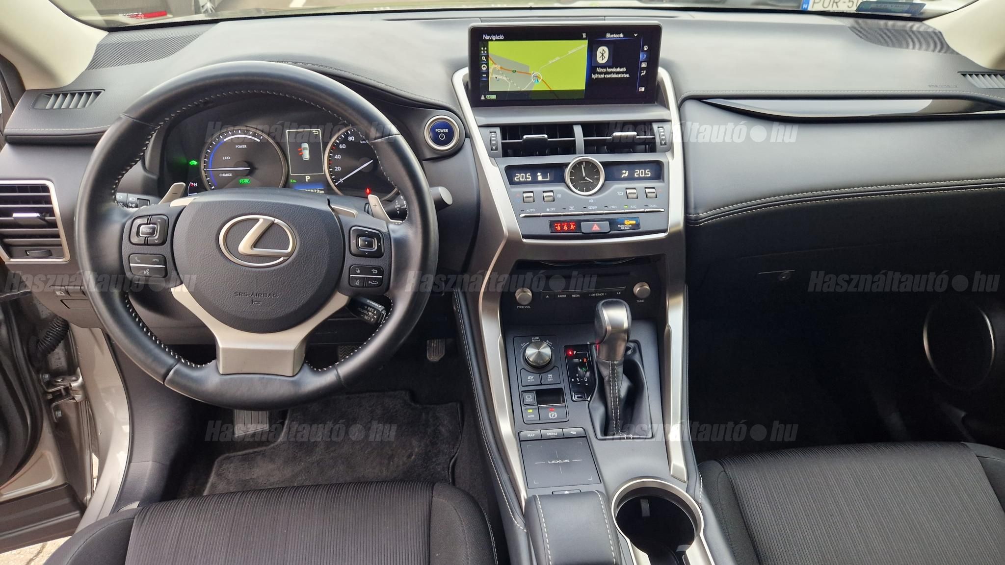 LEXUS NX 300h Elegance Safety FWD CVT