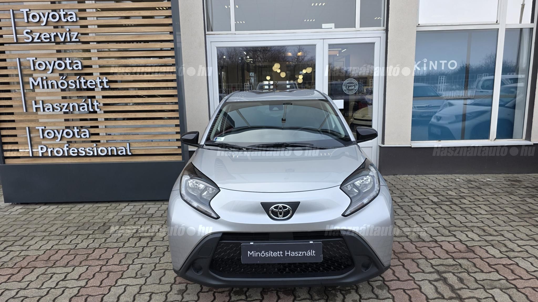 TOYOTA AYGO X 1.0 VVT-i Comfort Business