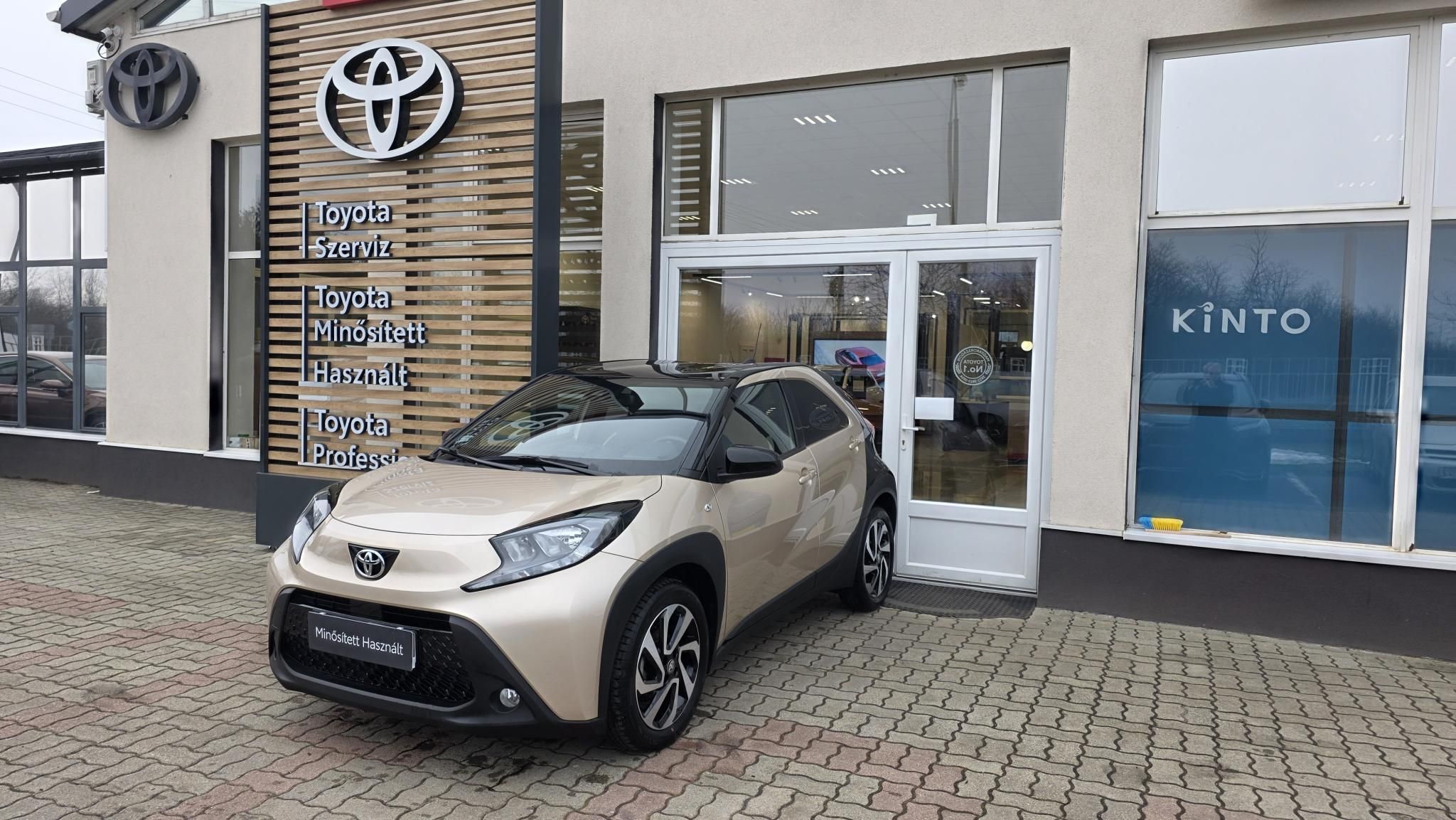 TOYOTA AYGO X 1.0 VVT-i Style