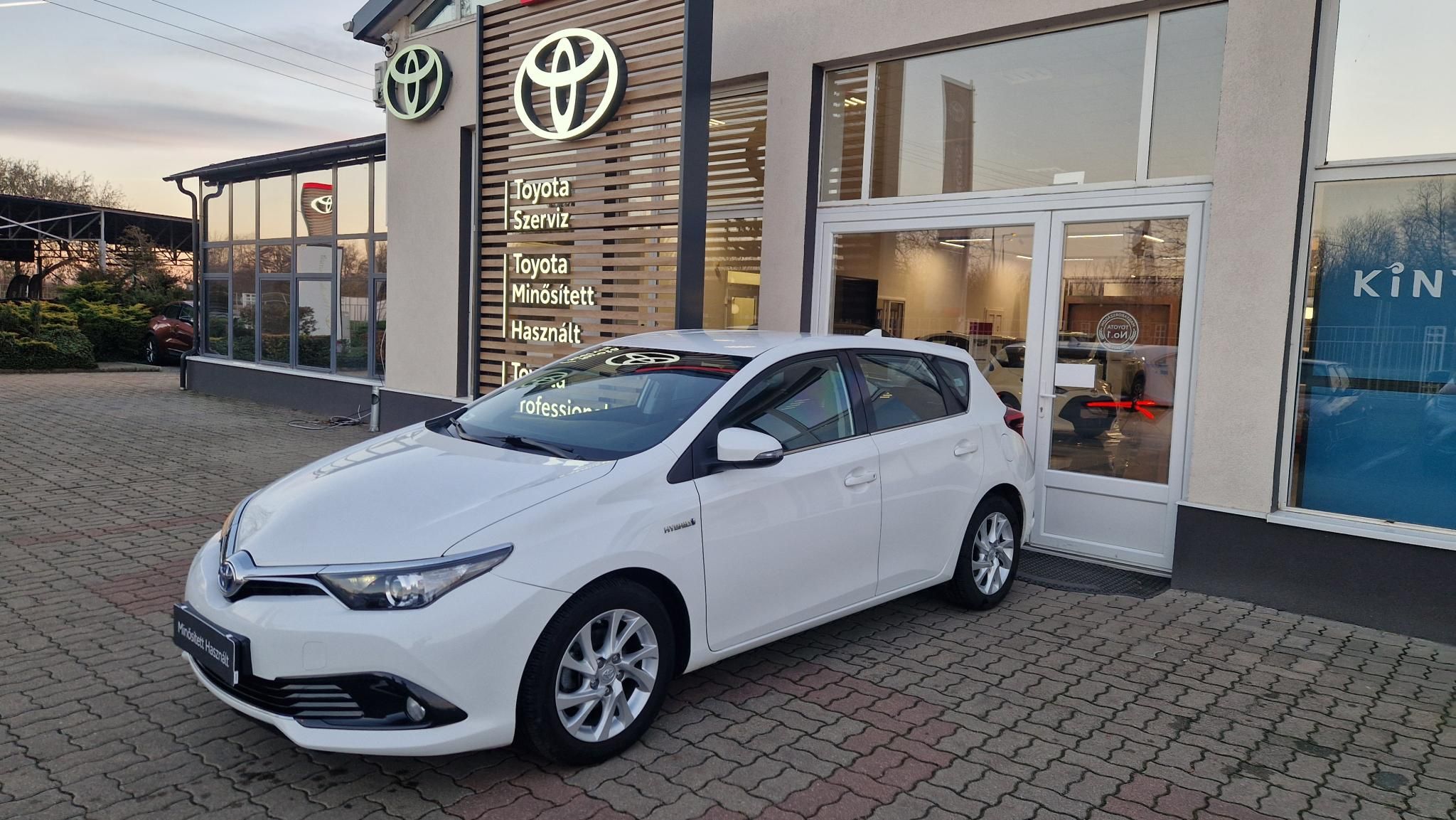TOYOTA AURIS 1.8 HSD Active MY17 (Automata)