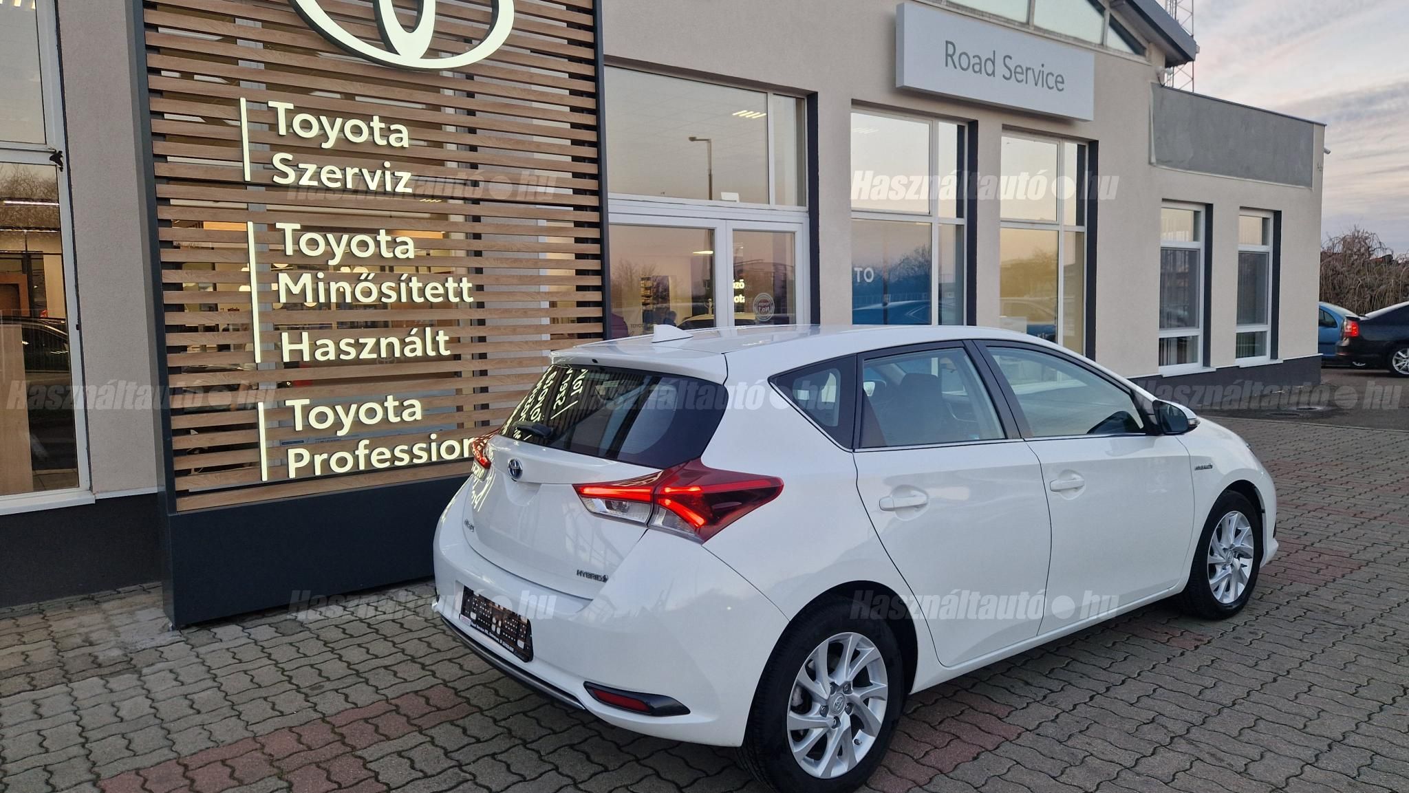 TOYOTA AURIS 1.8 HSD Active MY17 (Automata)