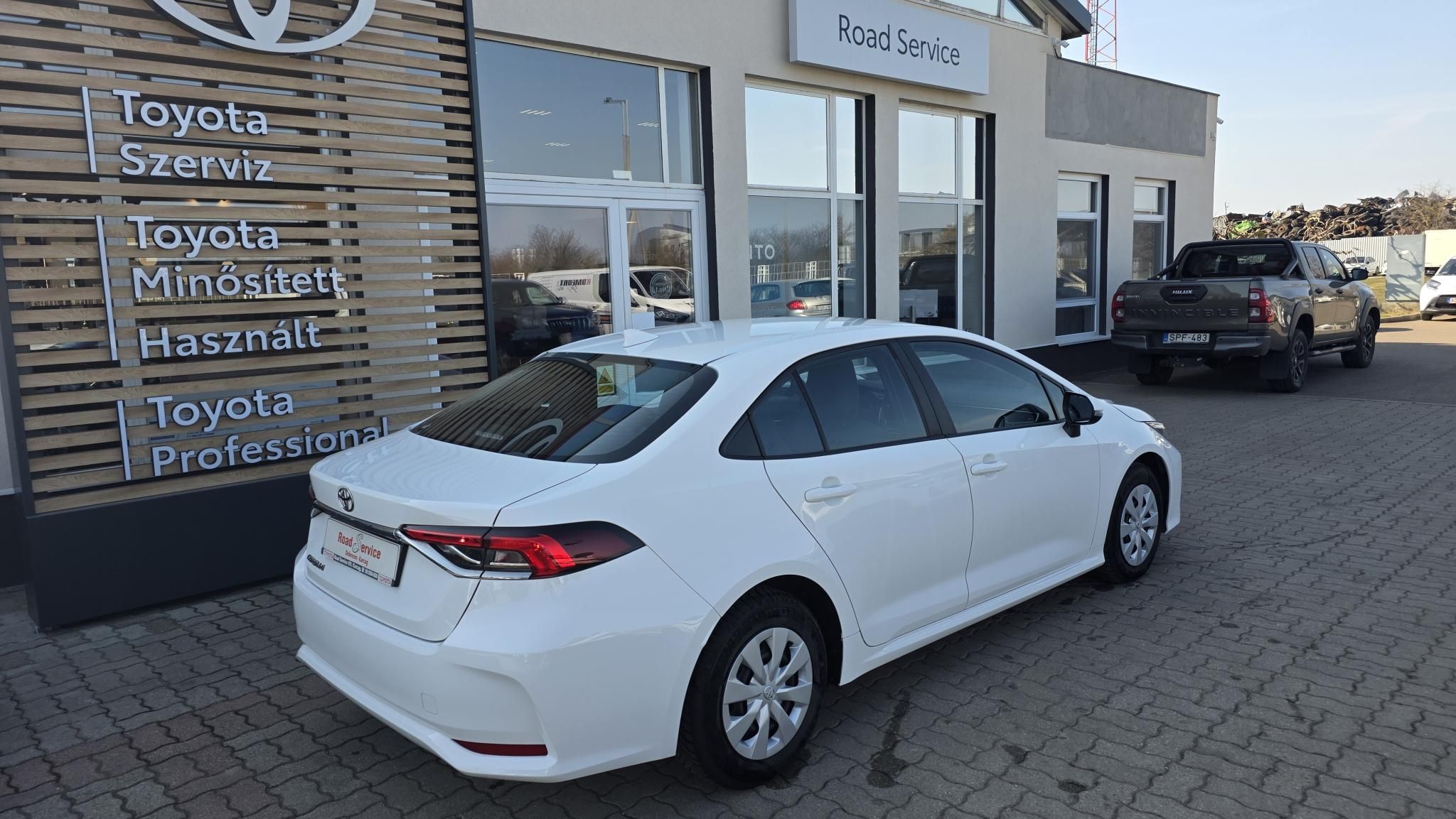 TOYOTA COROLLA Sedan 1.5 Active