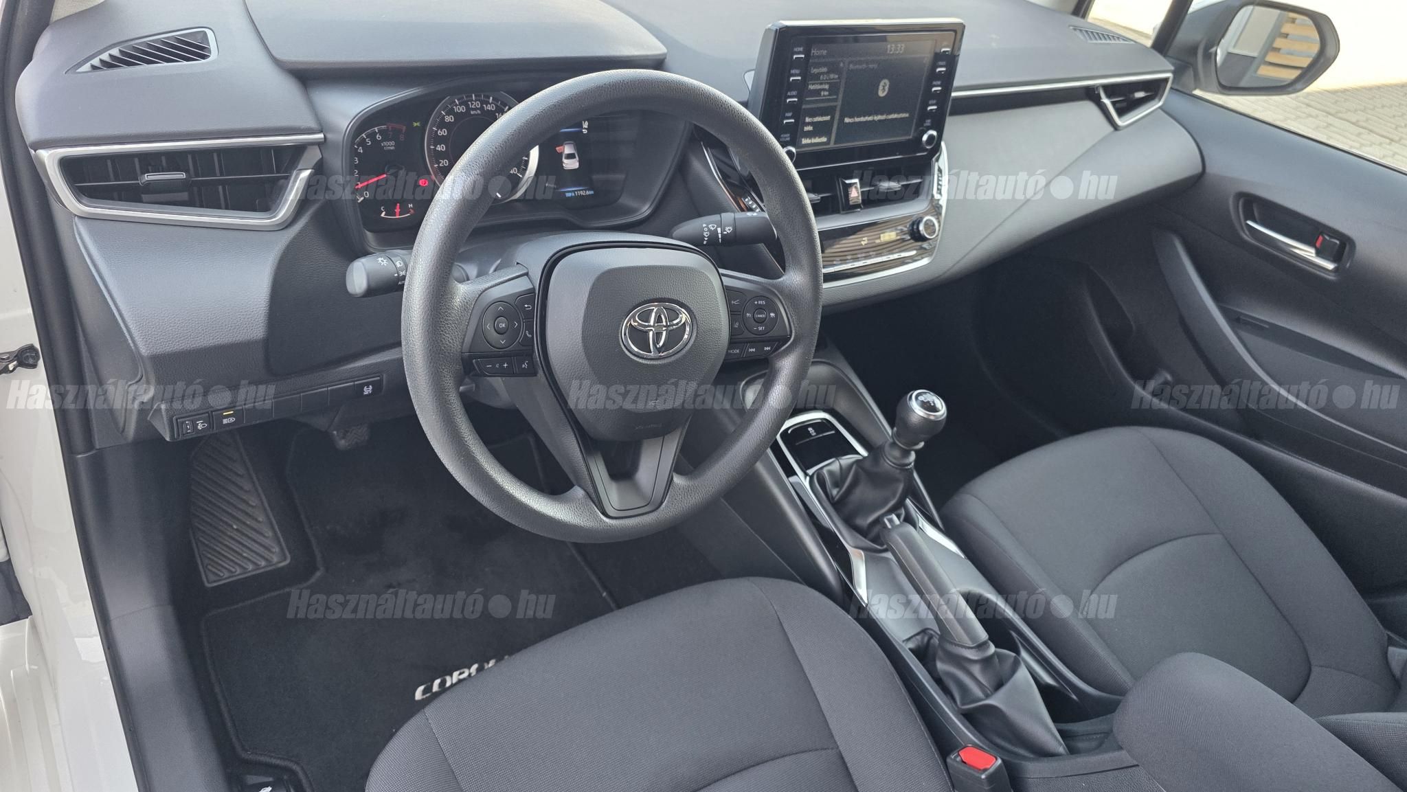 TOYOTA COROLLA Sedan 1.5 Active