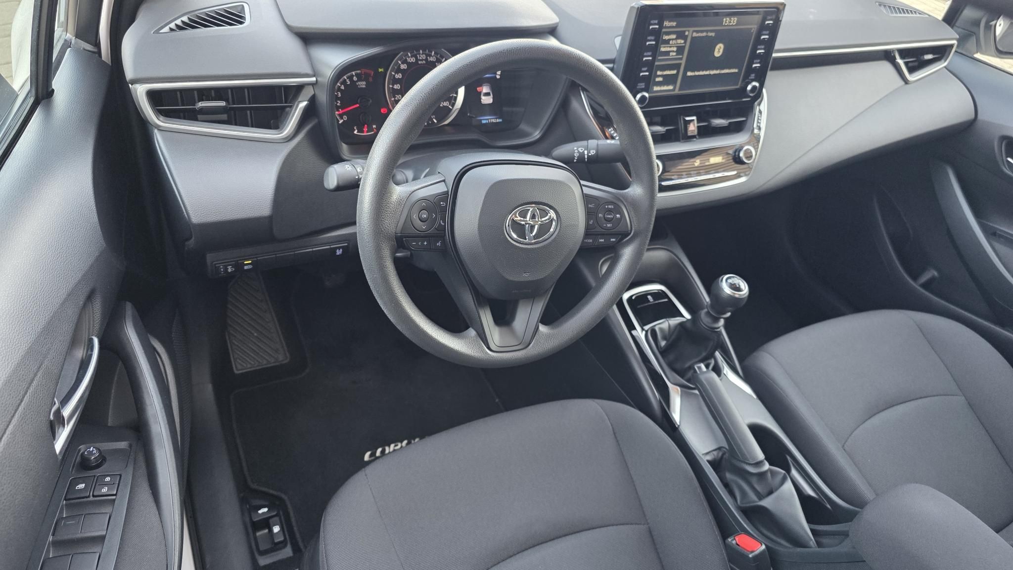 TOYOTA COROLLA Sedan 1.5 Active