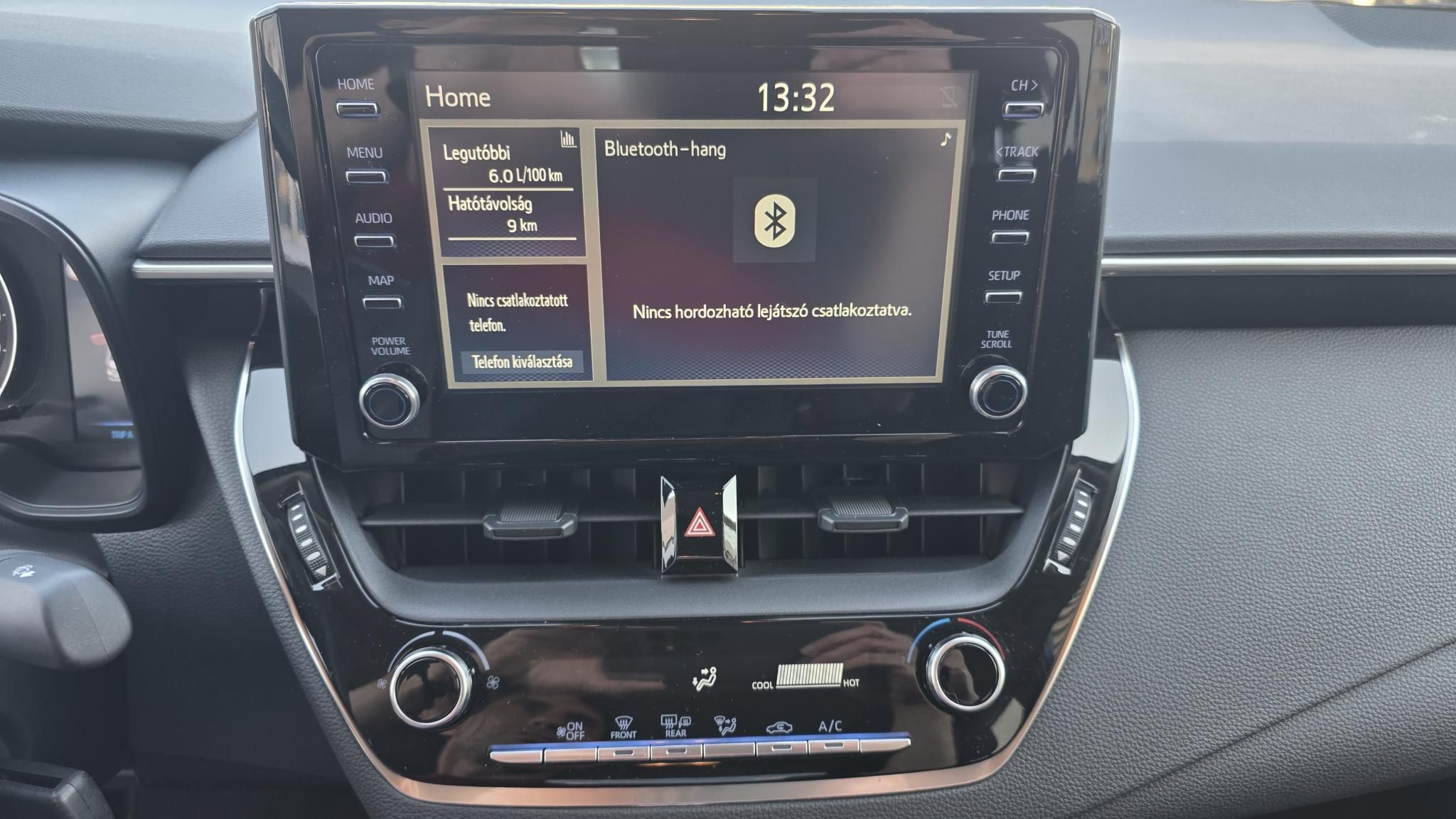 TOYOTA COROLLA Sedan 1.5 Active