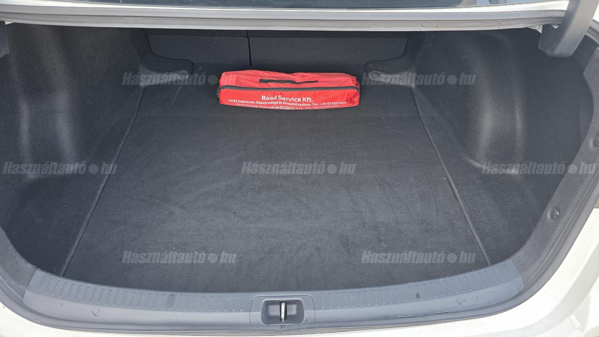 TOYOTA COROLLA Sedan 1.5 Active