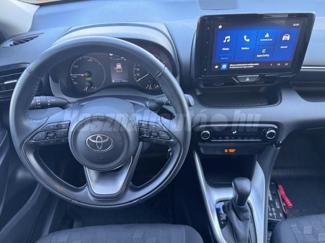 TOYOTA YARIS 1.5 Hybrid Comfort e-CVT