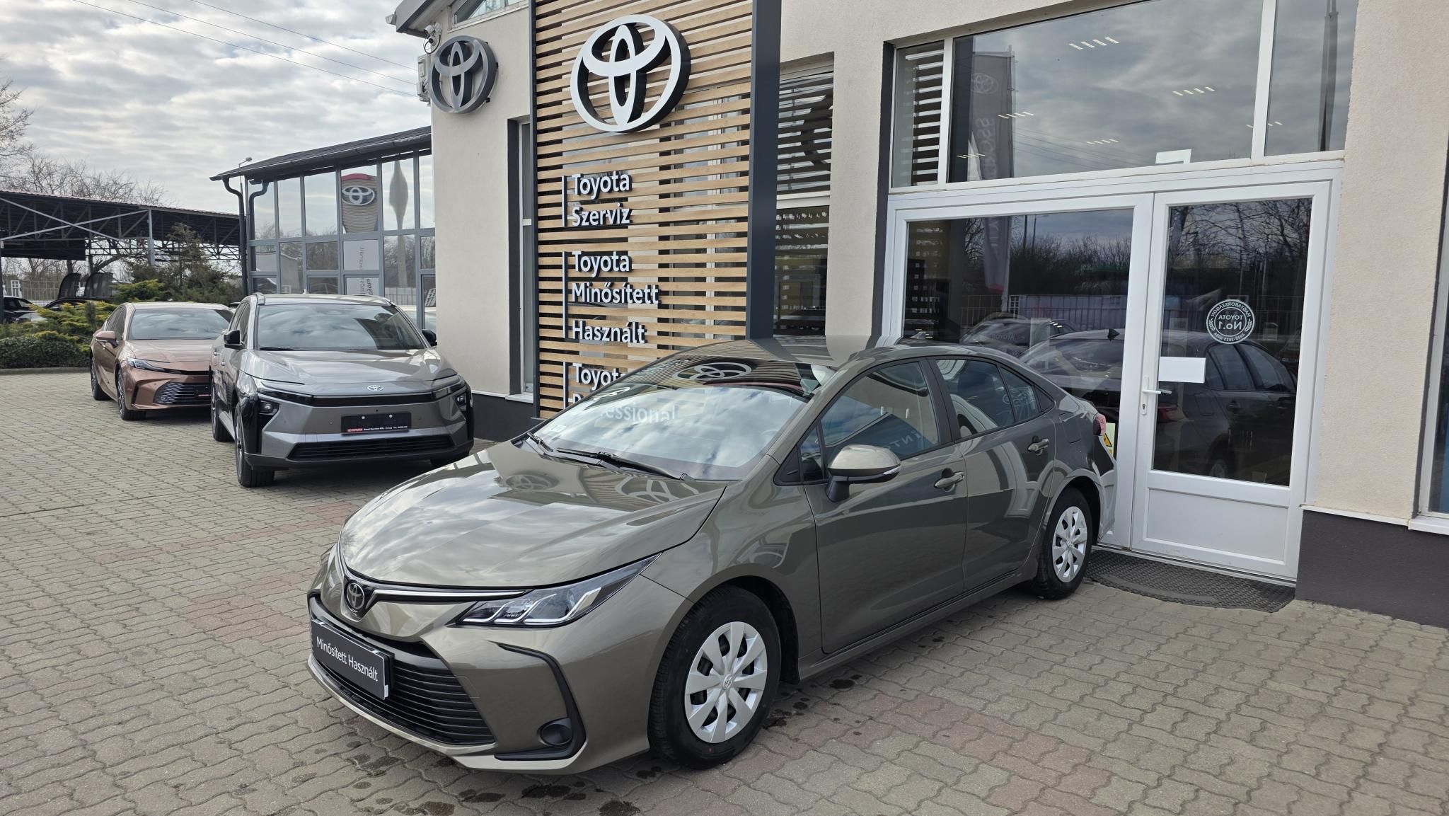 TOYOTA COROLLA Sedan 1.5 Active