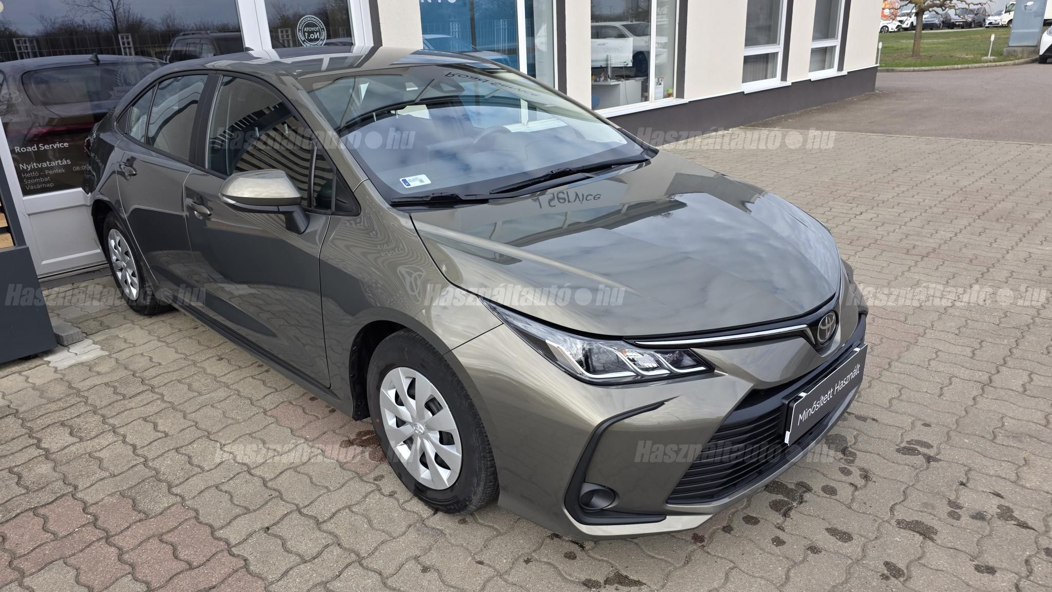 TOYOTA COROLLA Sedan 1.5 Active