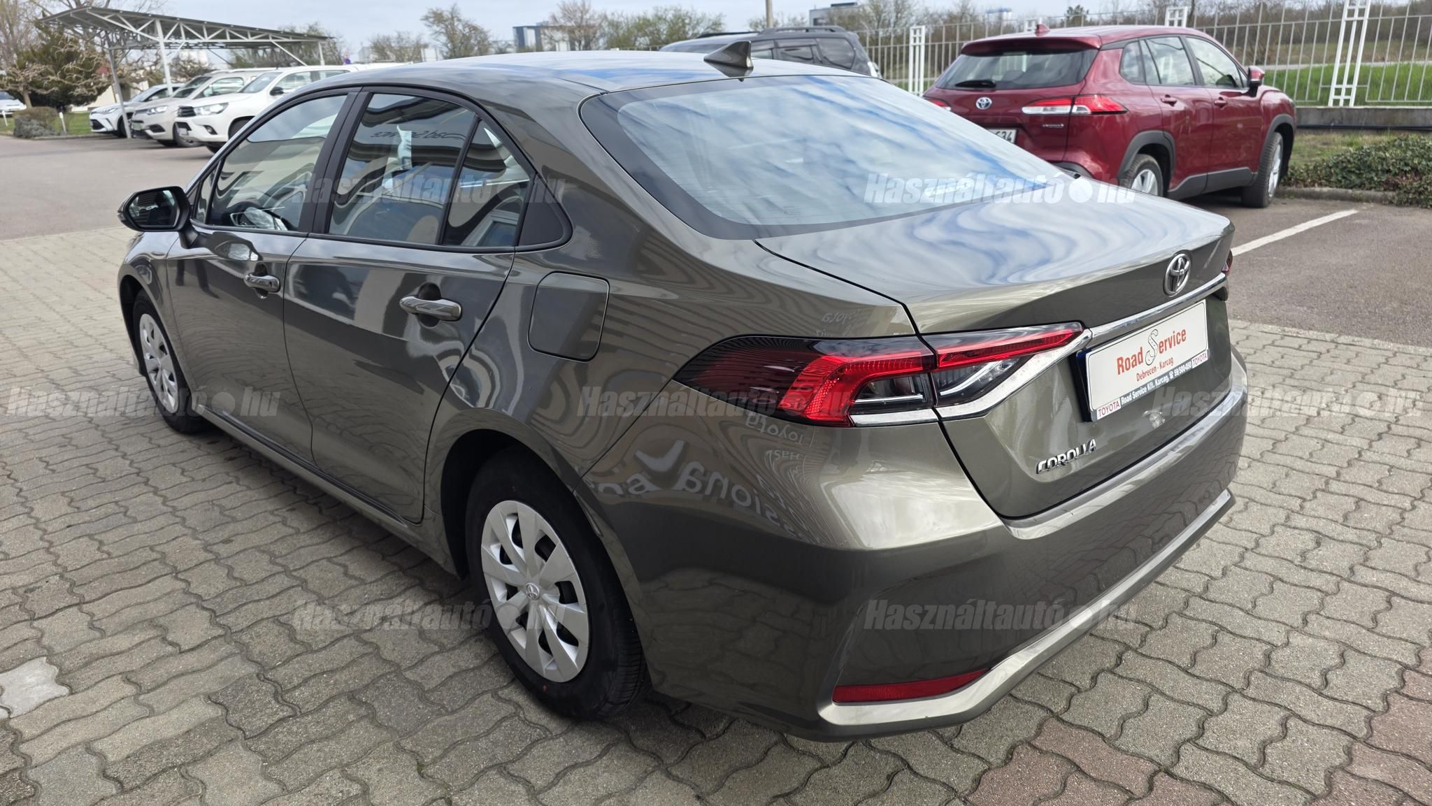 TOYOTA COROLLA Sedan 1.5 Active