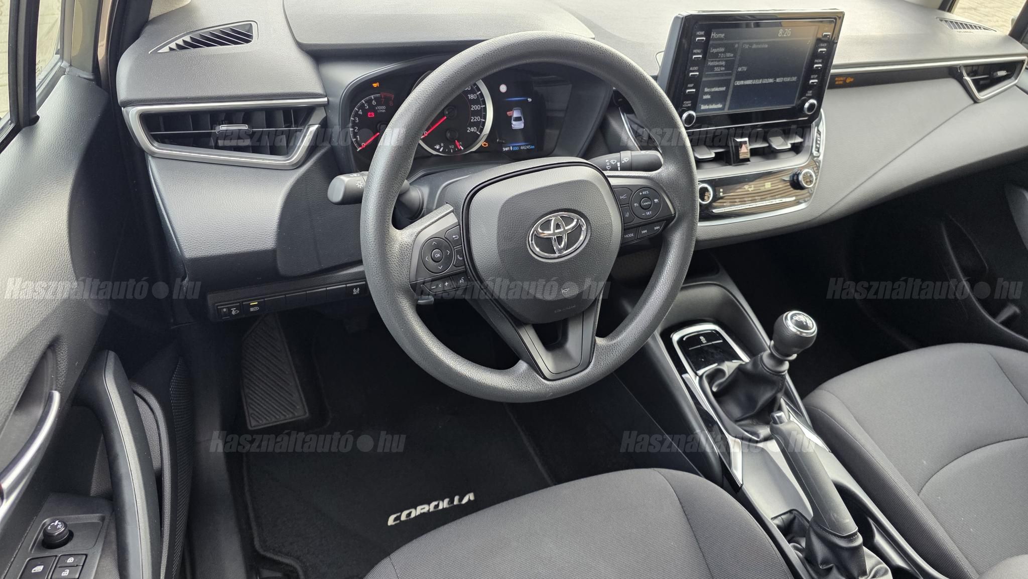 TOYOTA COROLLA Sedan 1.5 Active