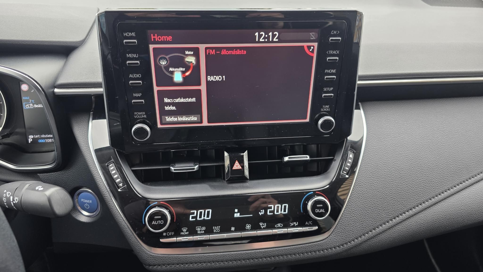 TOYOTA COROLLA Sedan 1.8 Hybrid Comfort Business e-CVT
