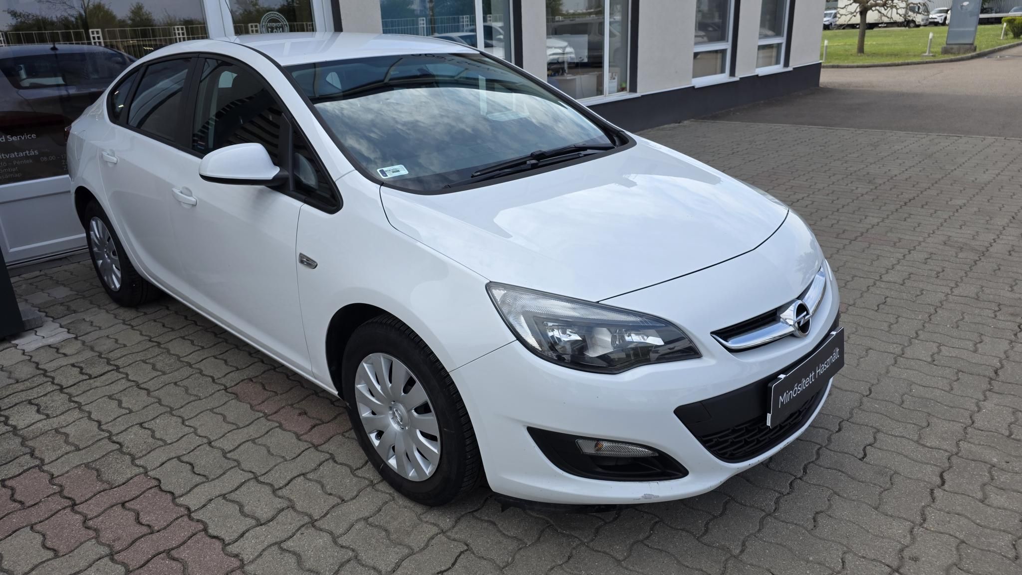 OPEL ASTRA J Sedan 1.6 Enjoy EURO6