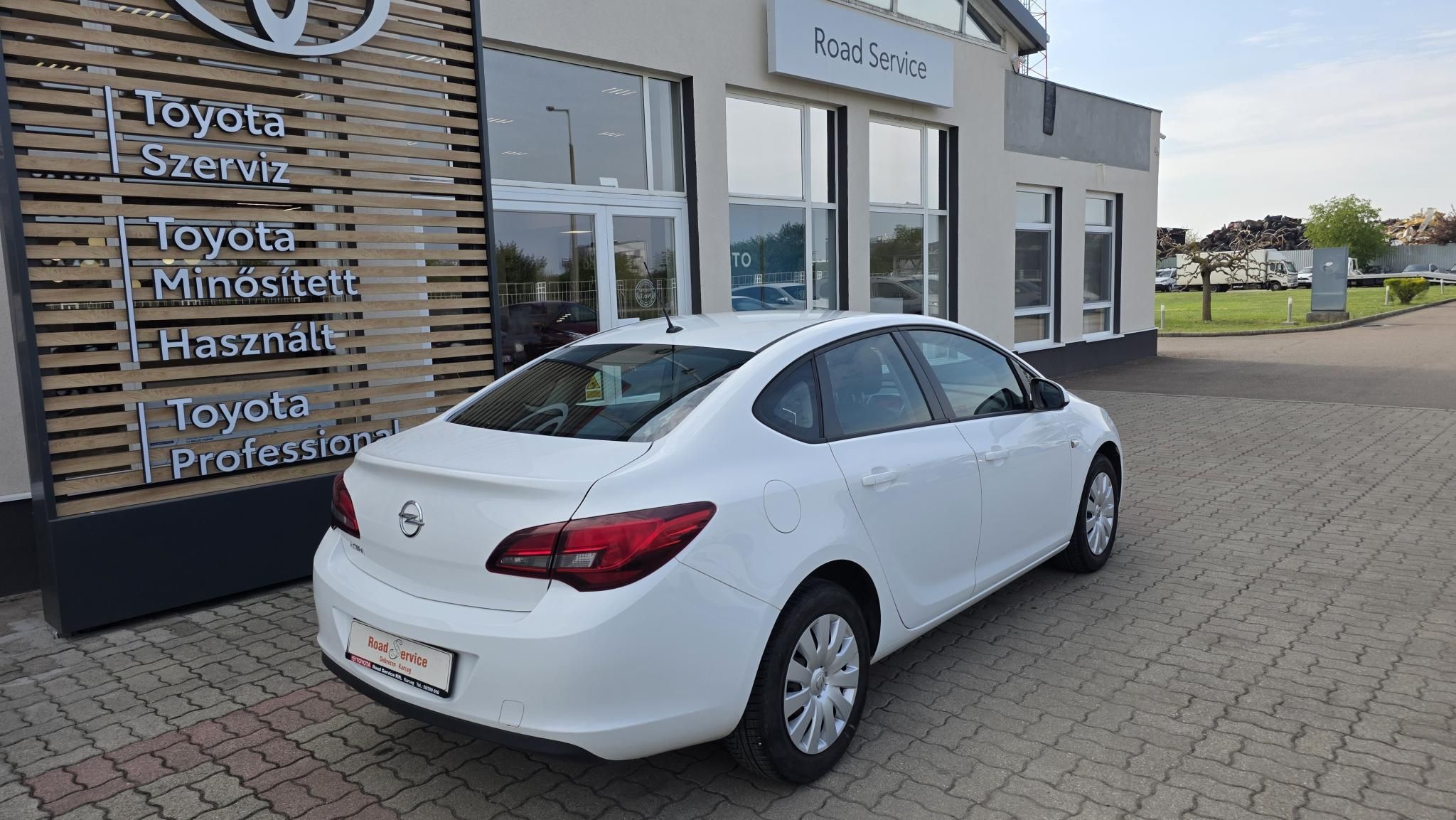 OPEL ASTRA J Sedan 1.6 Enjoy EURO6